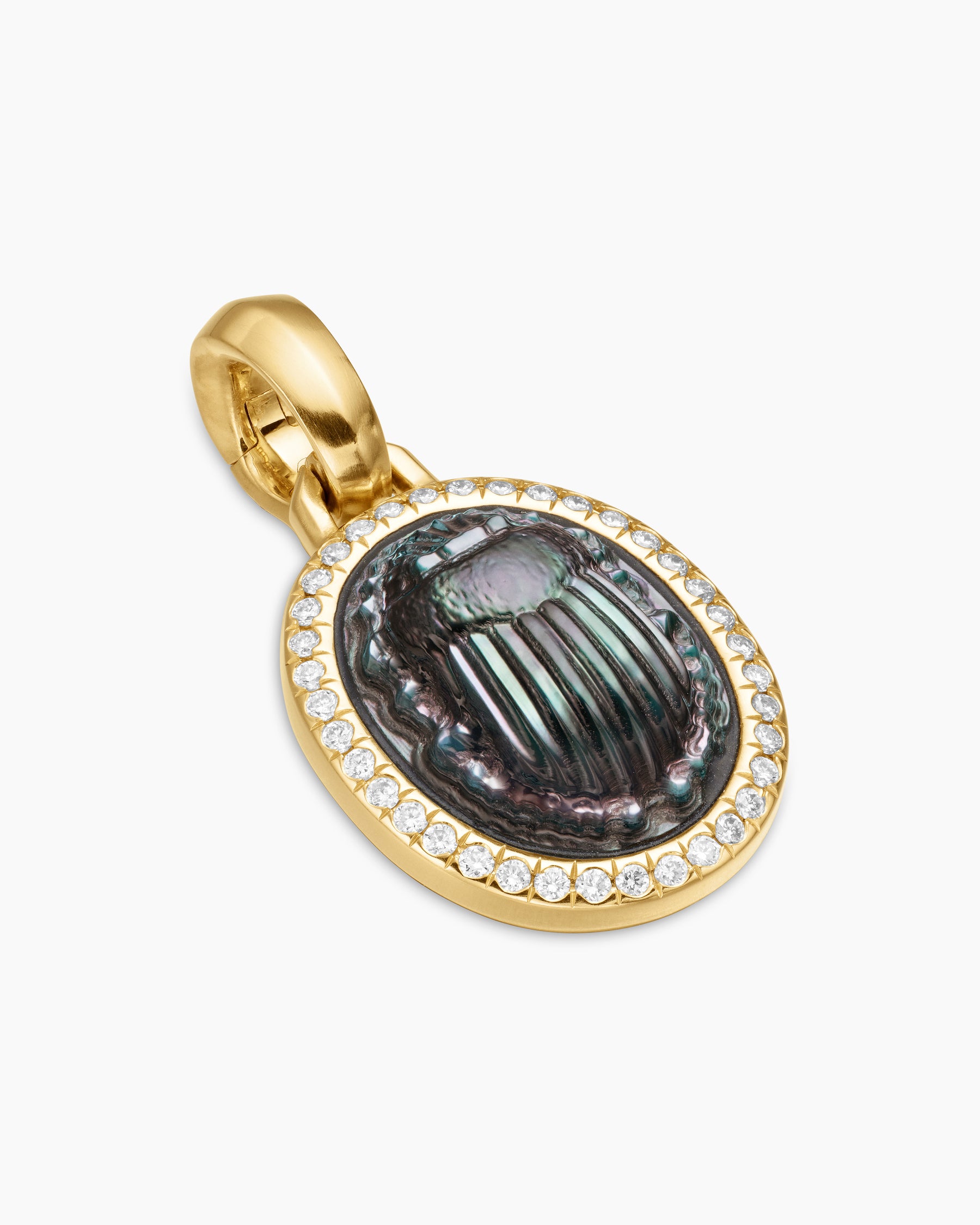 Petrvs Scarab Amulet in 18K Yellow Gold with Black Mother of Pearl and Diamonds, 16.3mm - Image 3