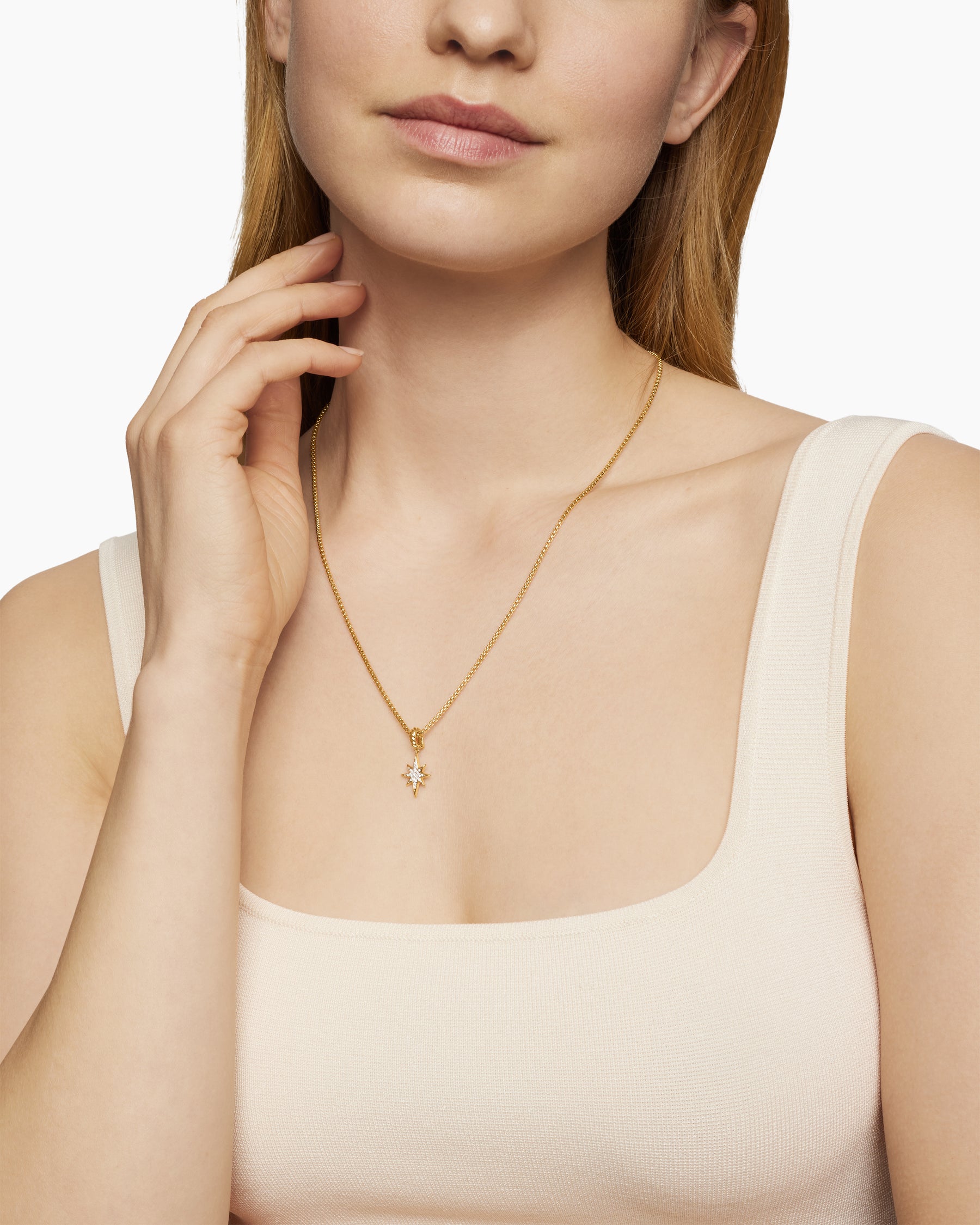 Alternative view of North Star Amulet in 18K Yellow Gold with Diamonds, 15mm