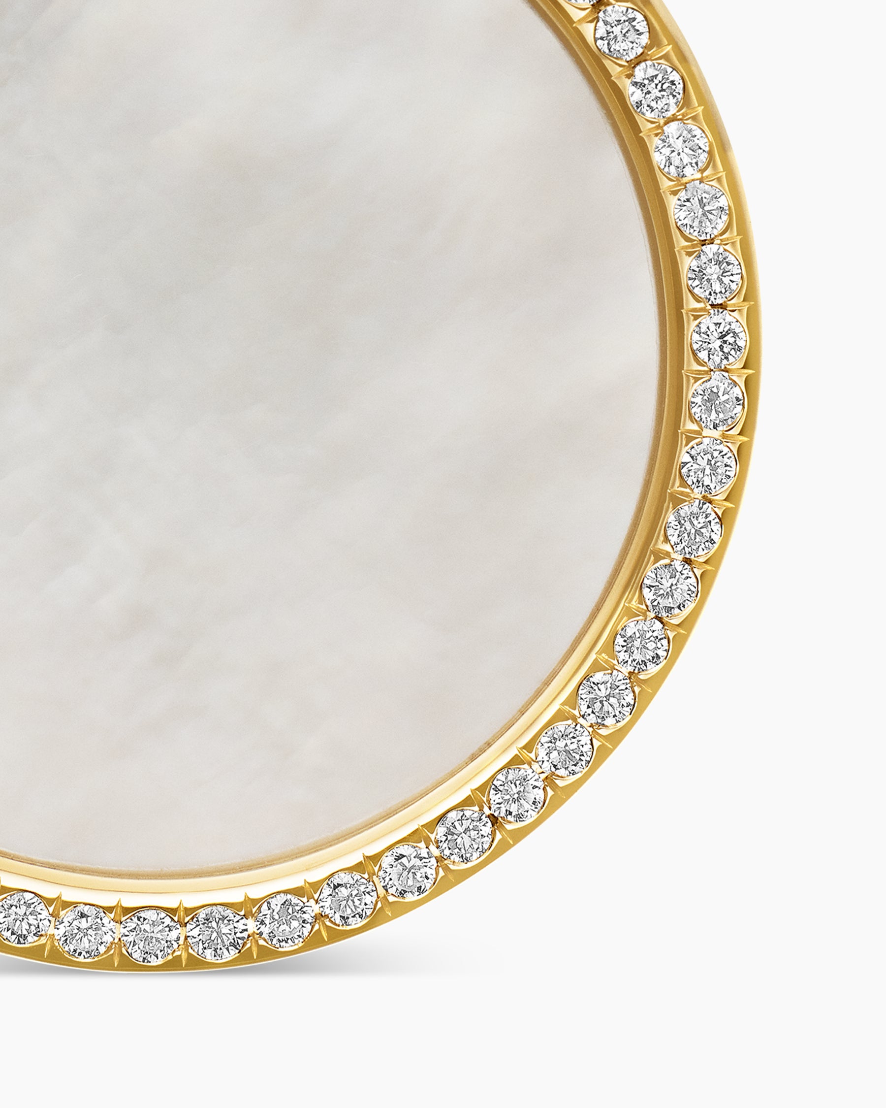 DY Elements Disc Pendant in 18K Yellow Gold with Mother of Pearl and Diamond Rim, 24mm - Image 5