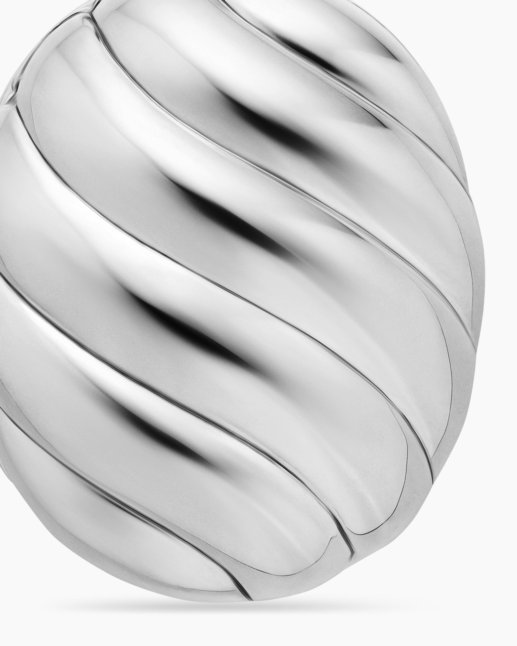 Sculpted Cable Locket in Sterling Silver, 27mm - Image 5
