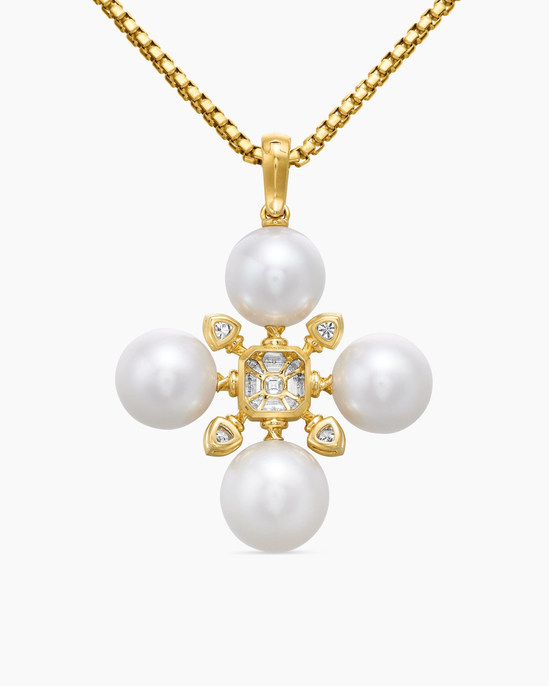 Renaissance Pearl Pendant in 18K Yellow Gold with Pearls and Diamonds, 29.4mm - Image 4