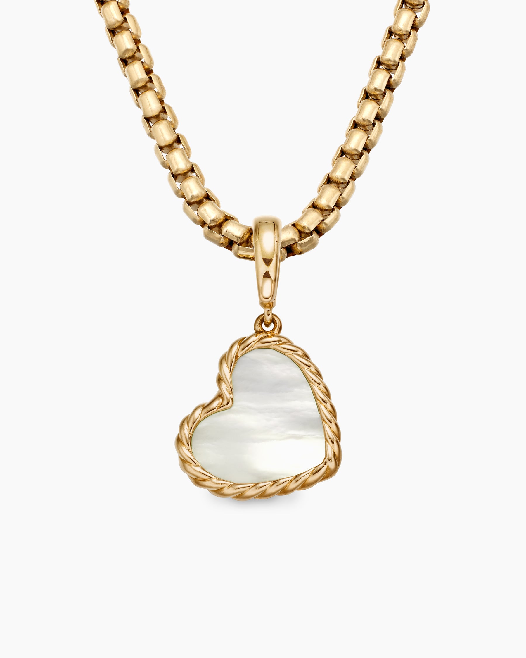 DY Elements Heart Amulet in 18K Yellow Gold with Mother of Pearl, 15.2mm - Image 4