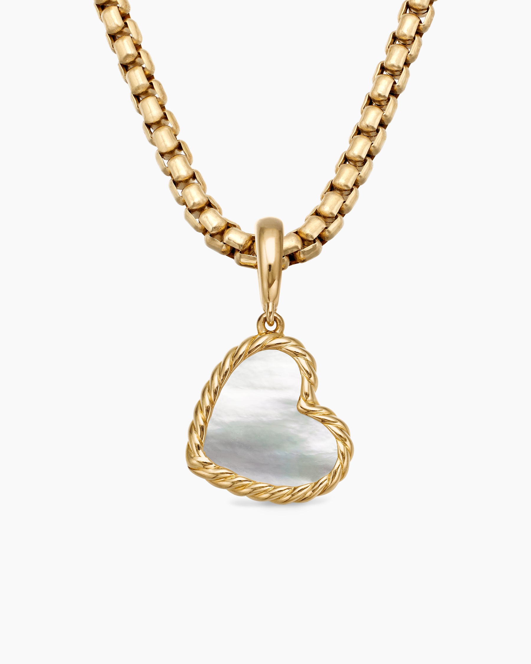 DY Elements Heart Amulet in 18K Yellow Gold with Mother of Pearl, 15.2mm