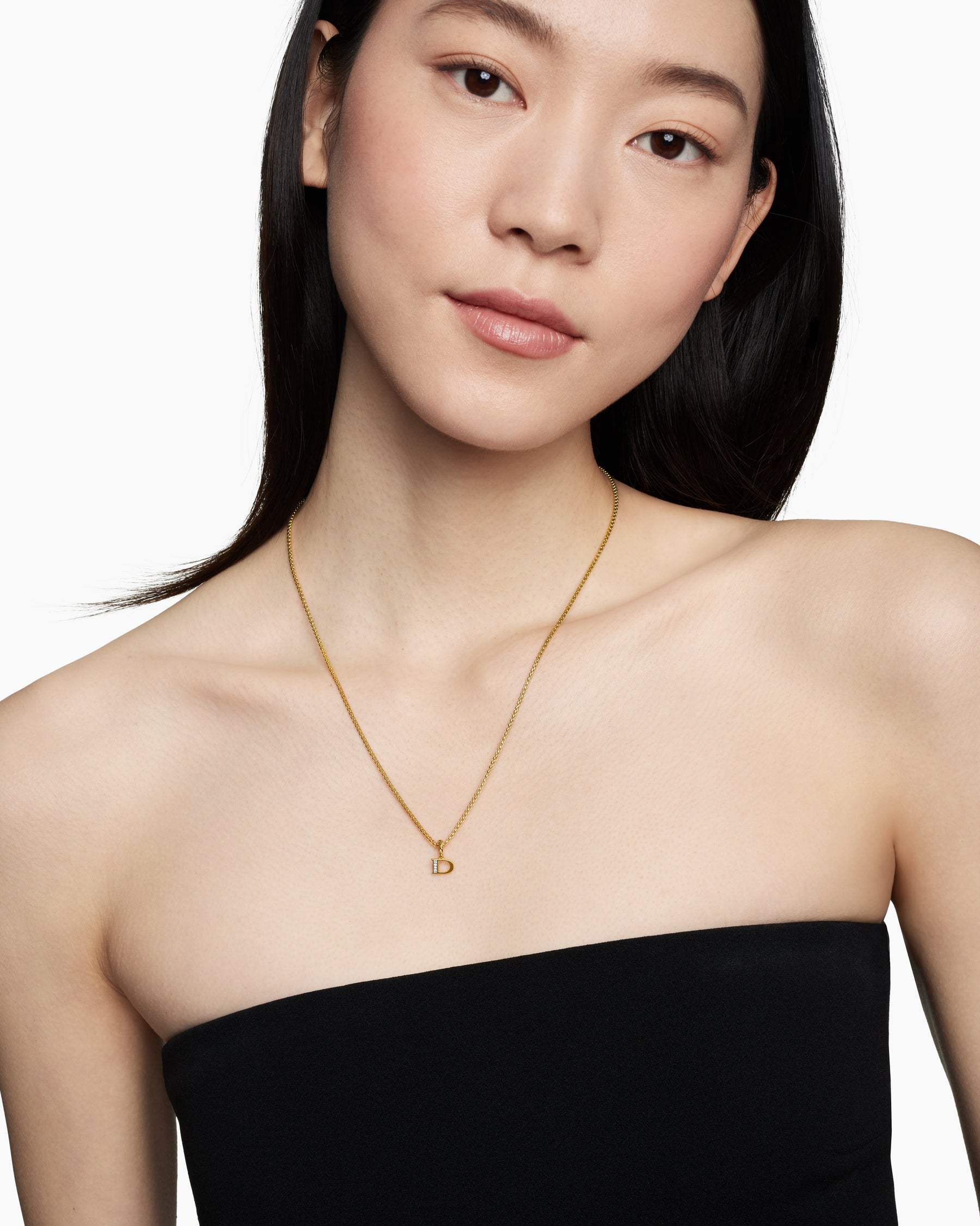 Pavé Initial Pendant in 18K Yellow Gold with Diamond D - Image 7
