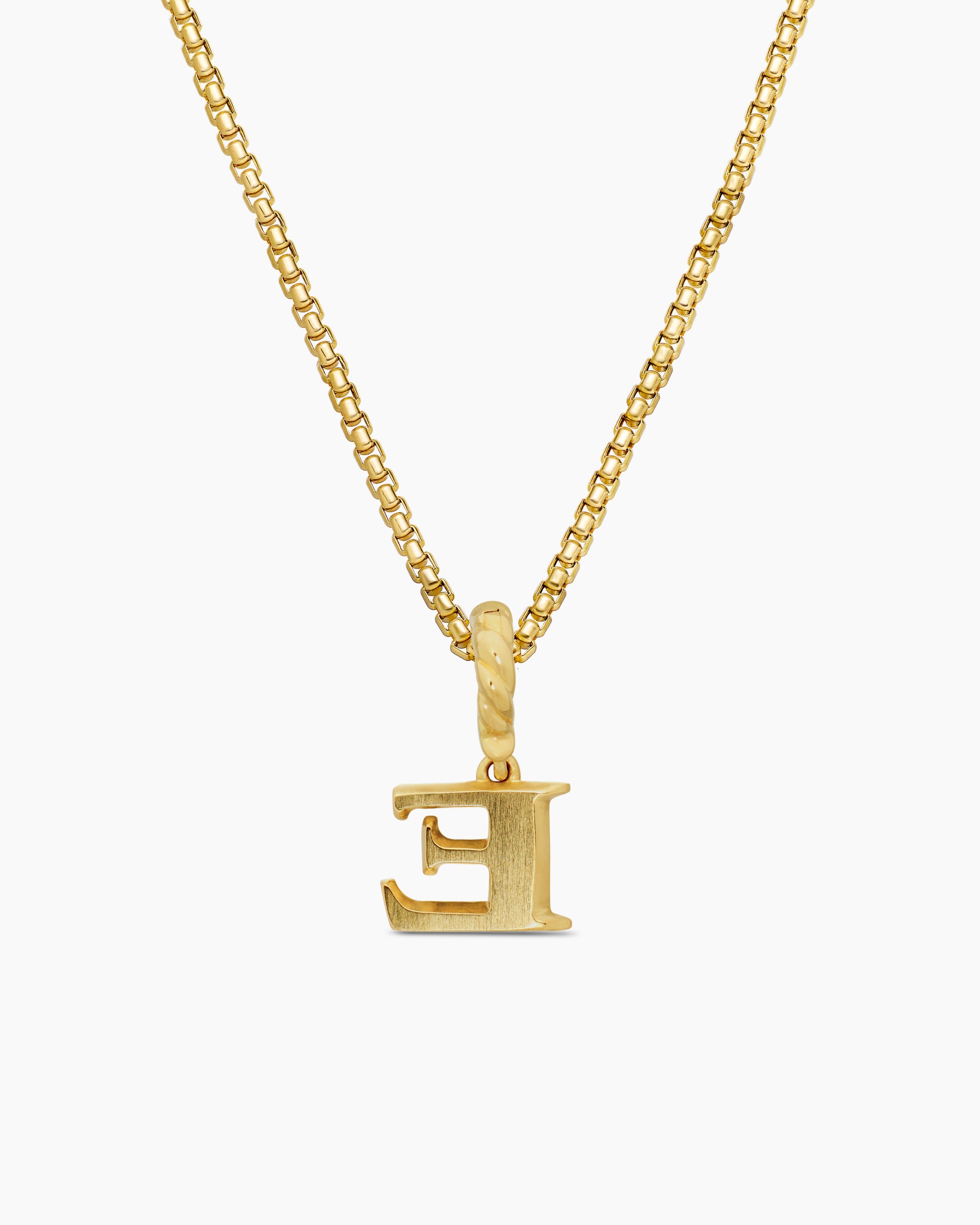 Pavé Initial Pendant in 18K Yellow Gold with Diamond E - Image 4