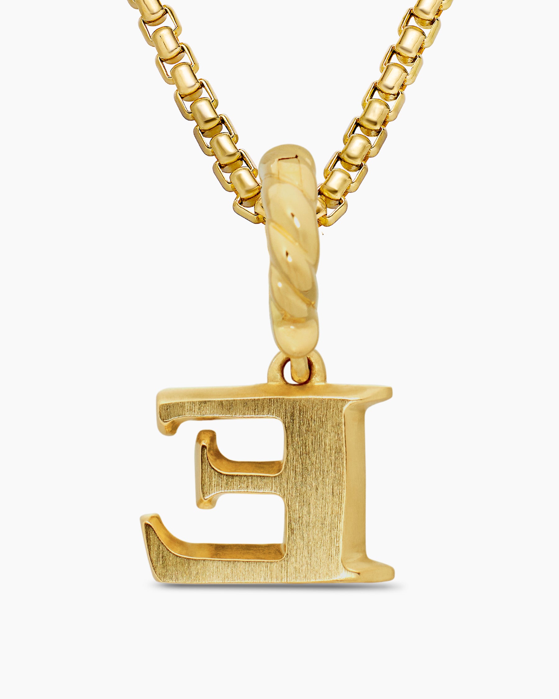 Pavé Initial Pendant in 18K Yellow Gold with Diamond E - Image 6