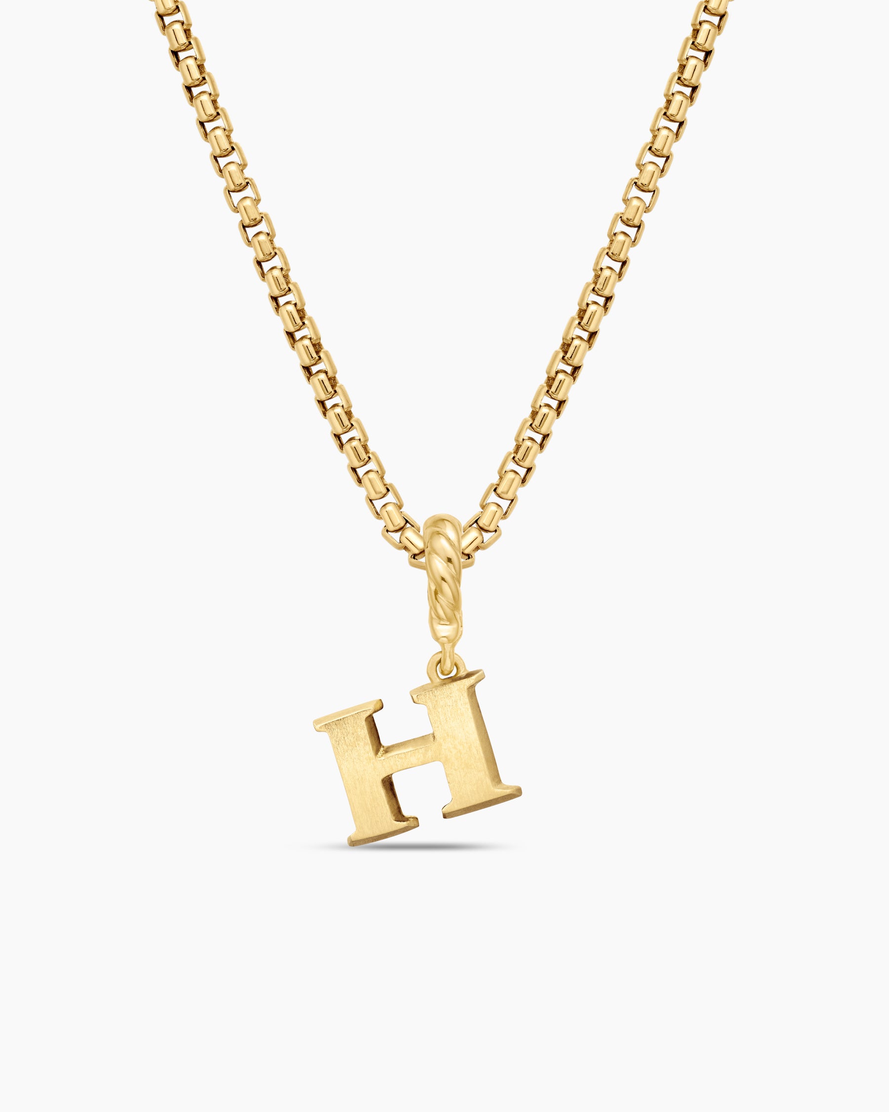 Pavé Initial Pendant in 18K Yellow Gold with Diamond H - Image 4