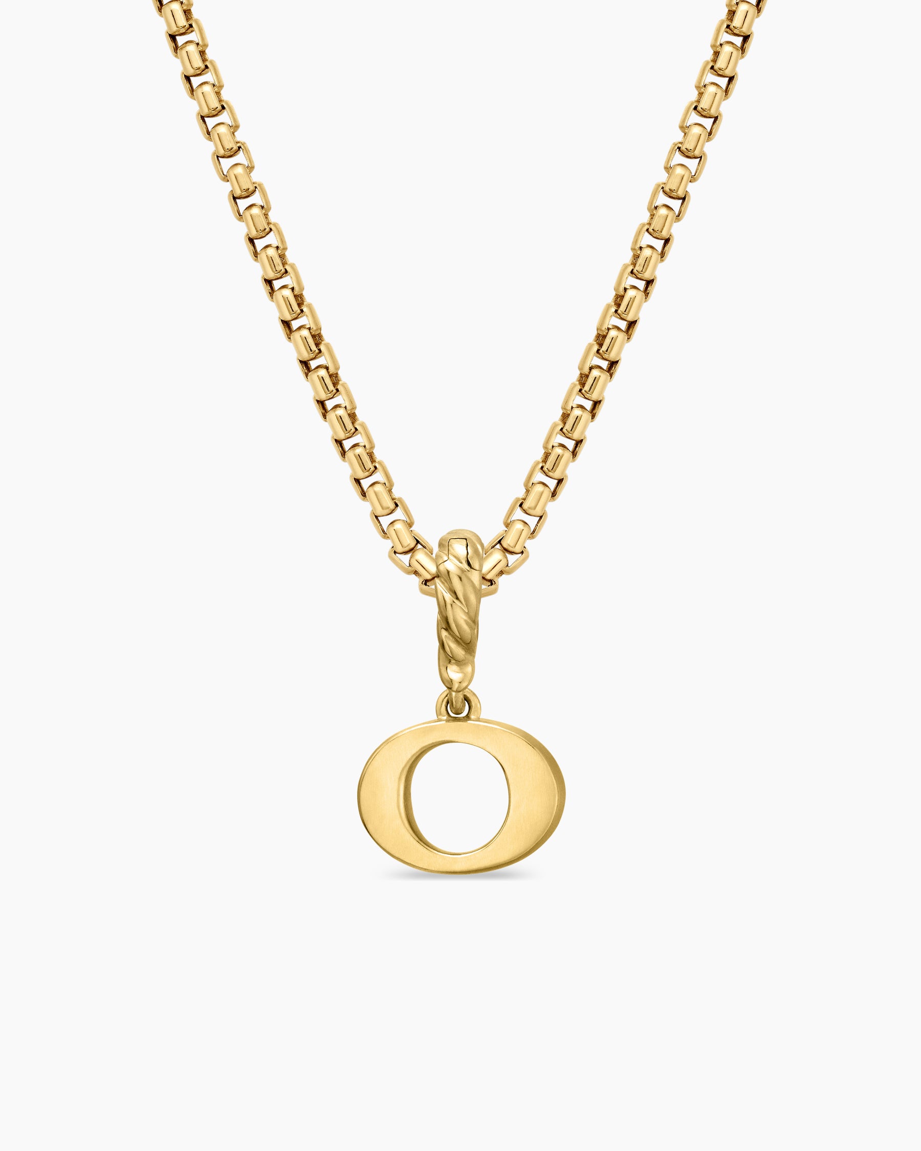 Pavé Initial Pendant in 18K Yellow Gold with Diamond O - Image 4