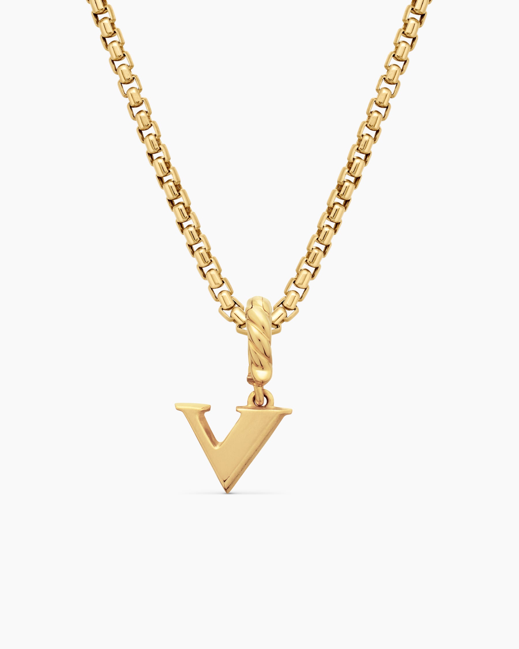Pavé Initial Pendant in 18K Yellow Gold with Diamond V - Image 4