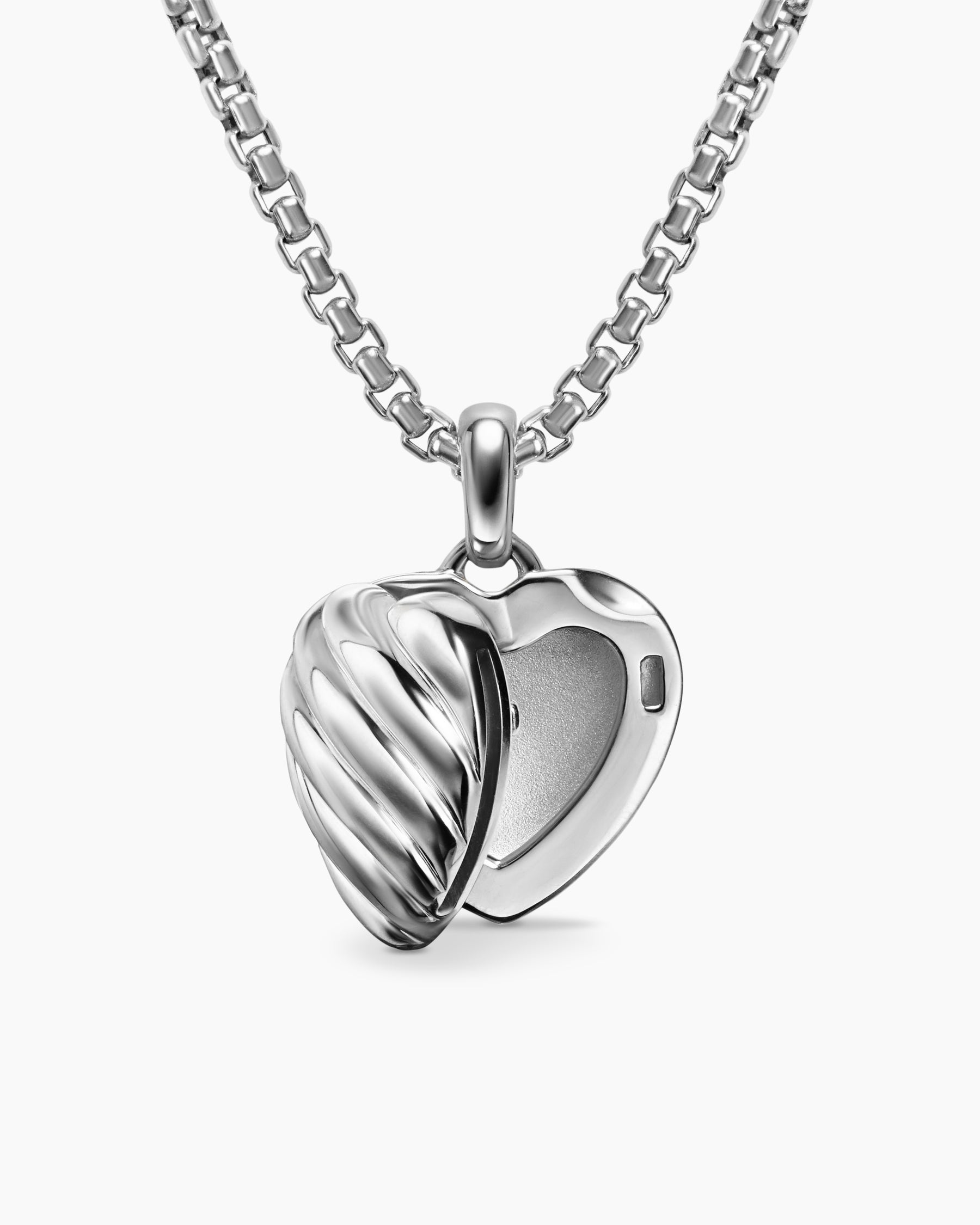 Sculpted Cable Heart Locket in Sterling Silver, 23mm - Image 6