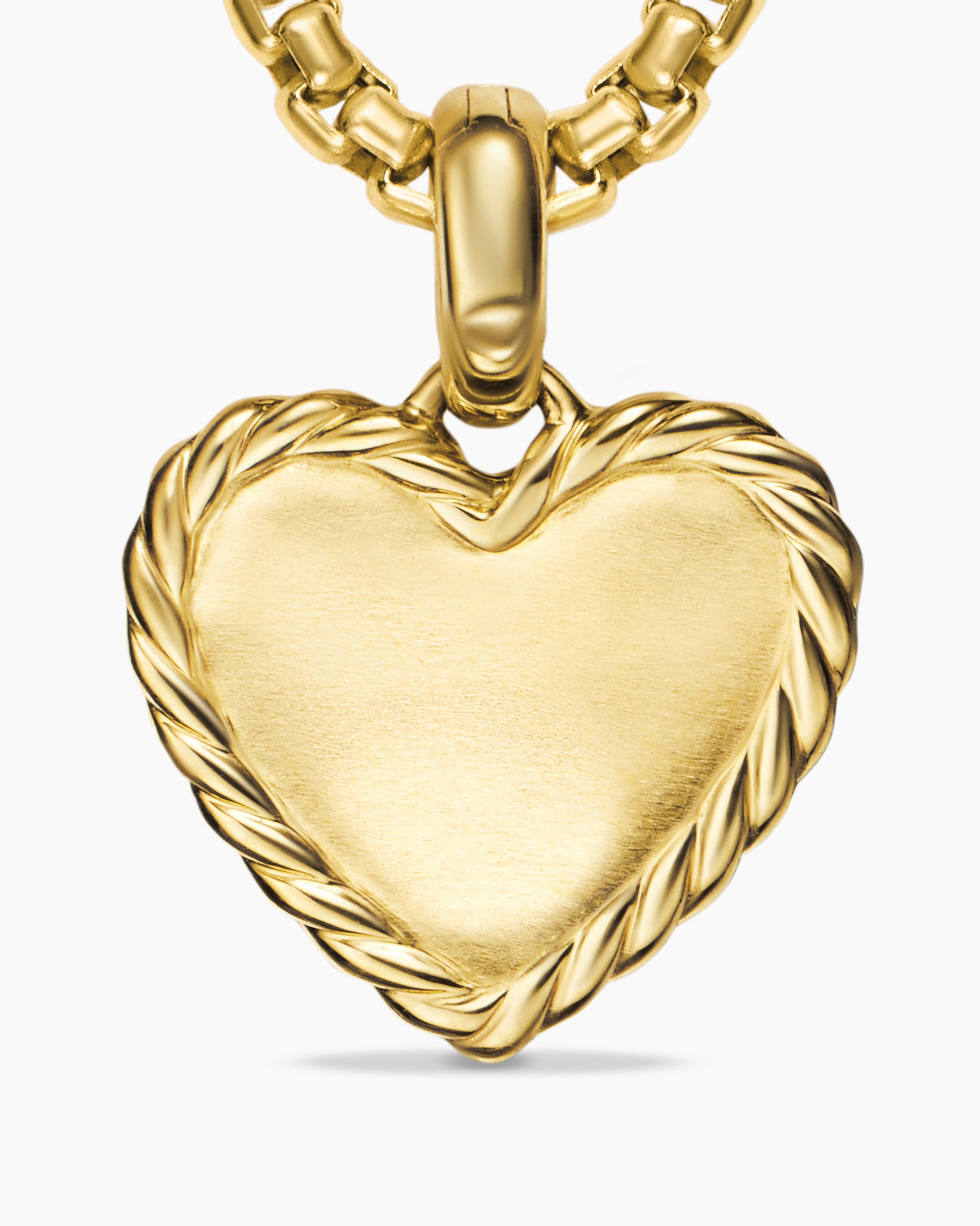 Pavé Heart Amulet in 18K Yellow Gold with Diamonds, 15.6mm - Image 6