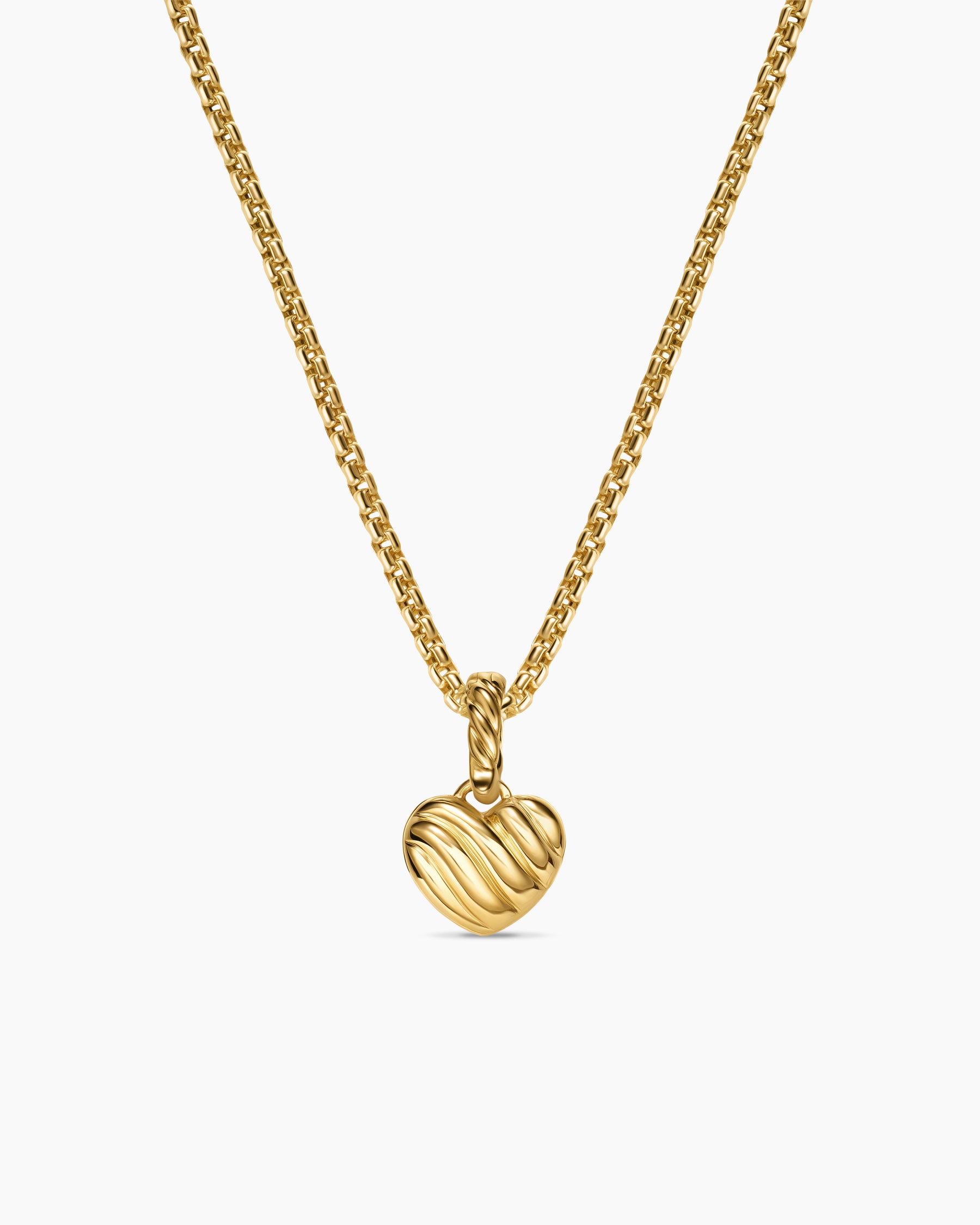 Petite Pavé Heart Amulet in 18K Yellow Gold with Pink Sapphires, 7.4mm - Image 4
