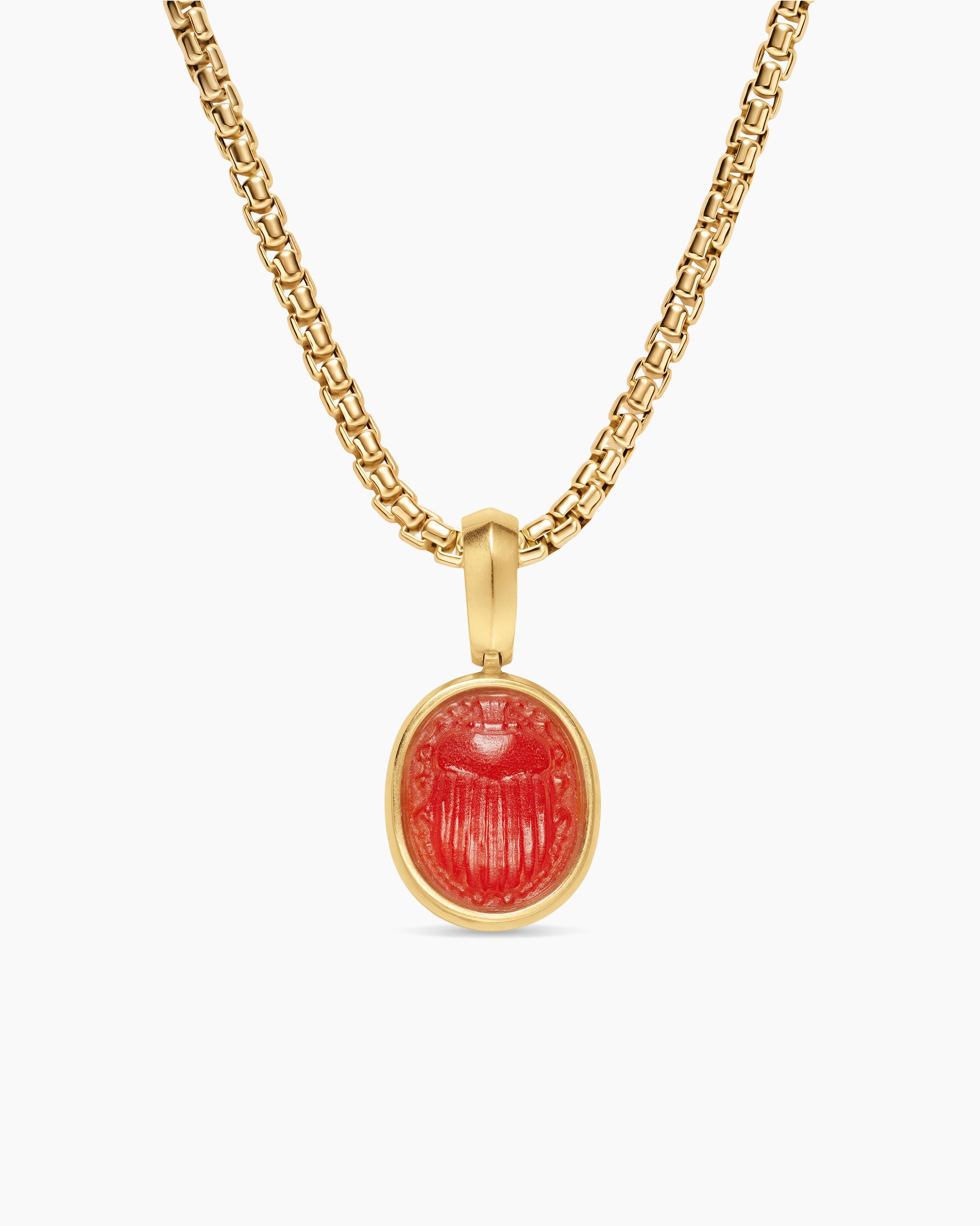Petrvs Petite Scarab Amulet in 18K Yellow Gold with Carnelian, 12.1mm