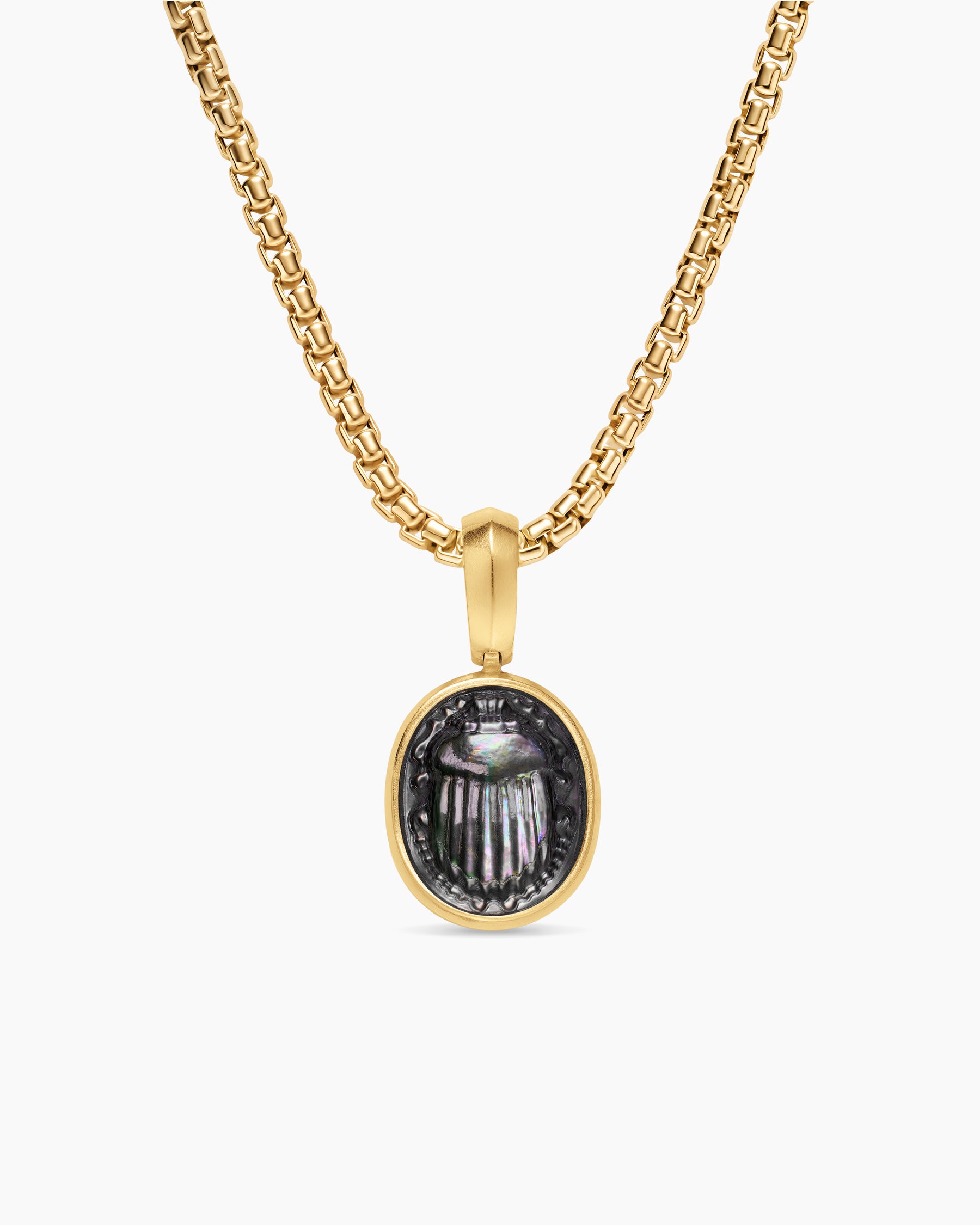 Petrvs Petite Scarab Amulet in 18K Yellow Gold with Black Mother of Pearl, 12.1mm