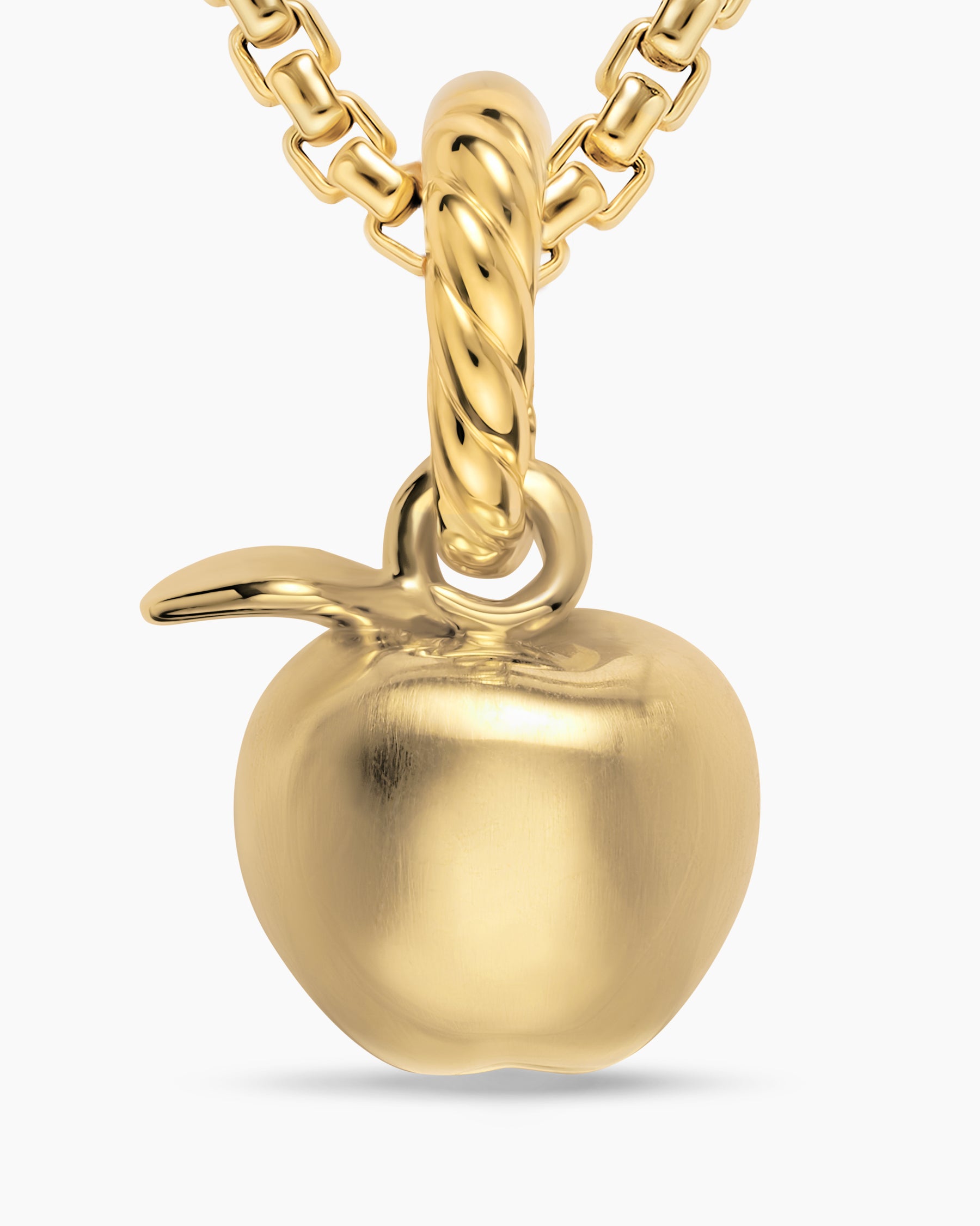 Petite Apple Amulet in 18K Yellow Gold, 10mm - Image 5