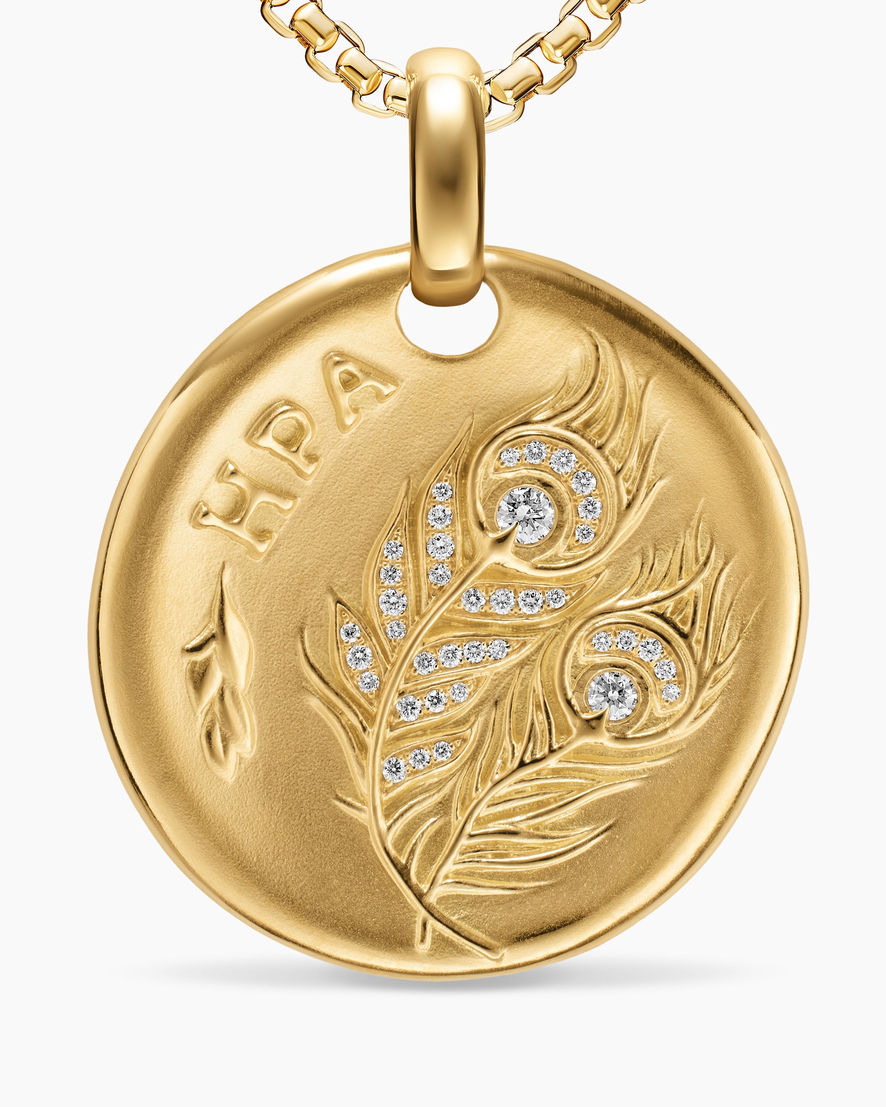 Hera Medallion Amulet in 18K Yellow Gold with Diamonds, 28.3mm - Image 4