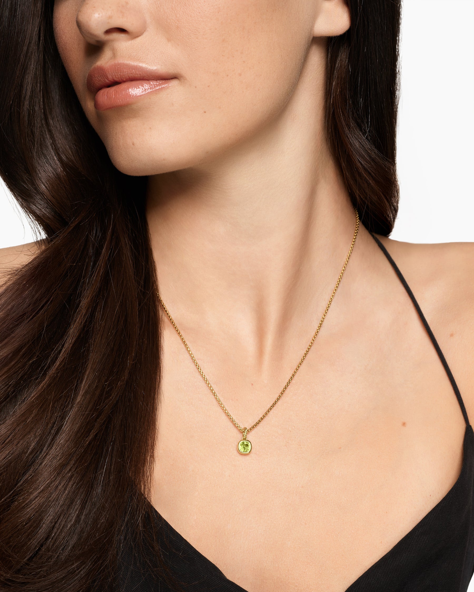 Alternative view of Mini Cushion Cut Amulet in 18K Yellow Gold with Peridot, 5.5mm