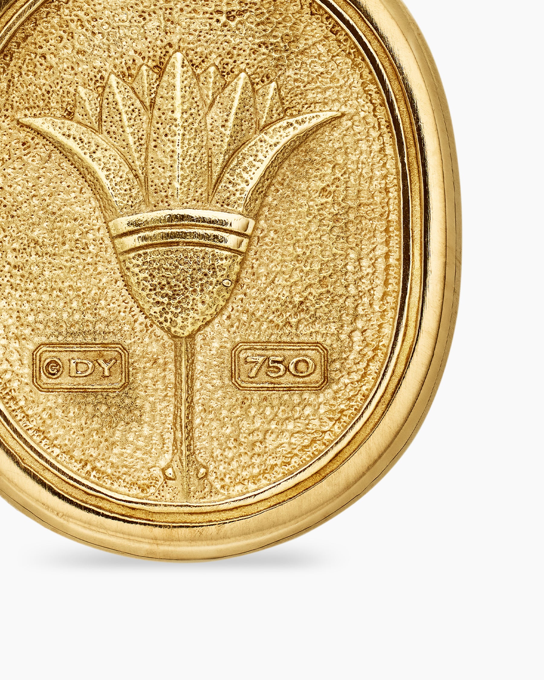 Petrvs Scarab Amulet in 18K Yellow Gold, 24mm - Image 6