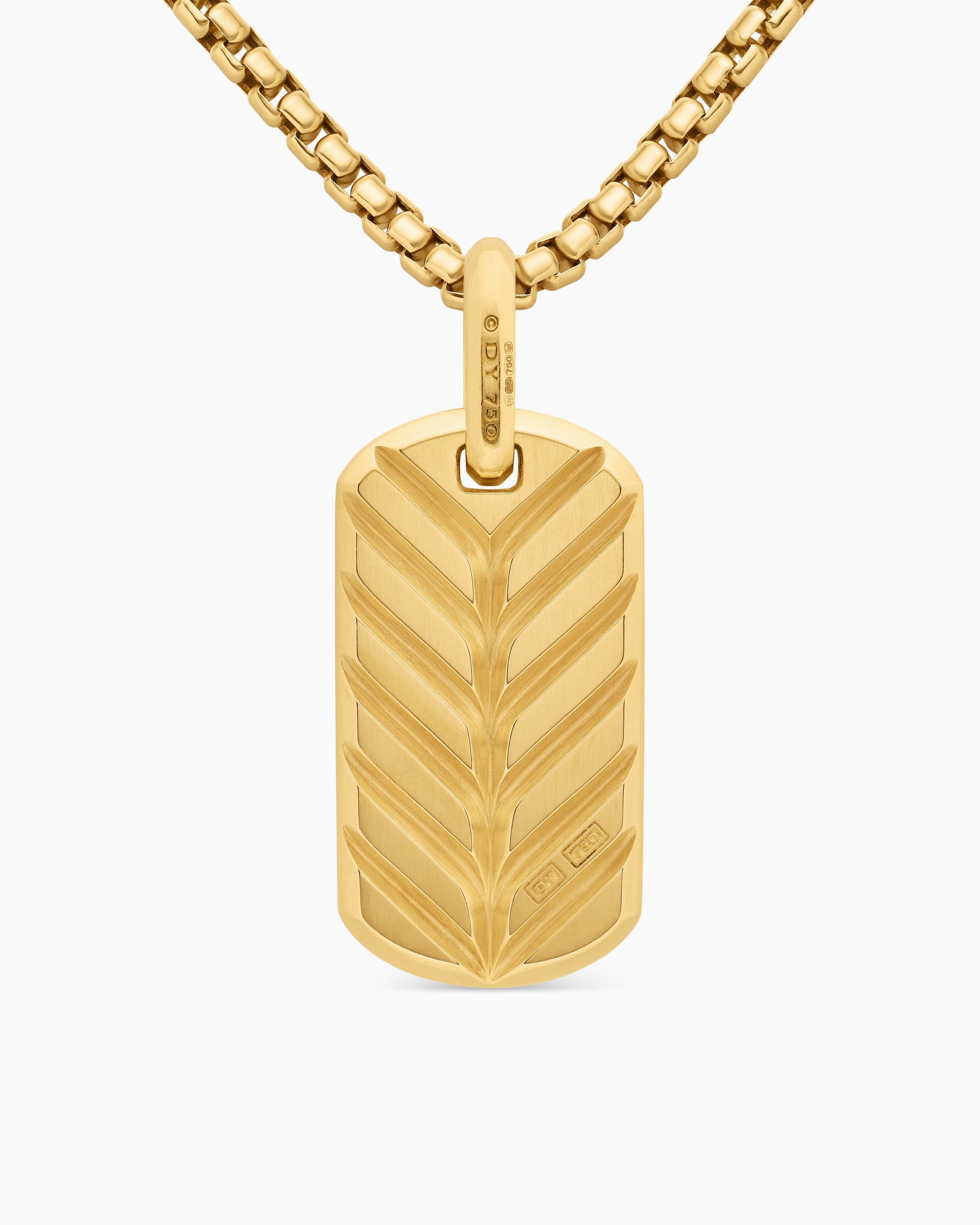 Chevron Tag in 18K Yellow Gold, 27mm - Image 4