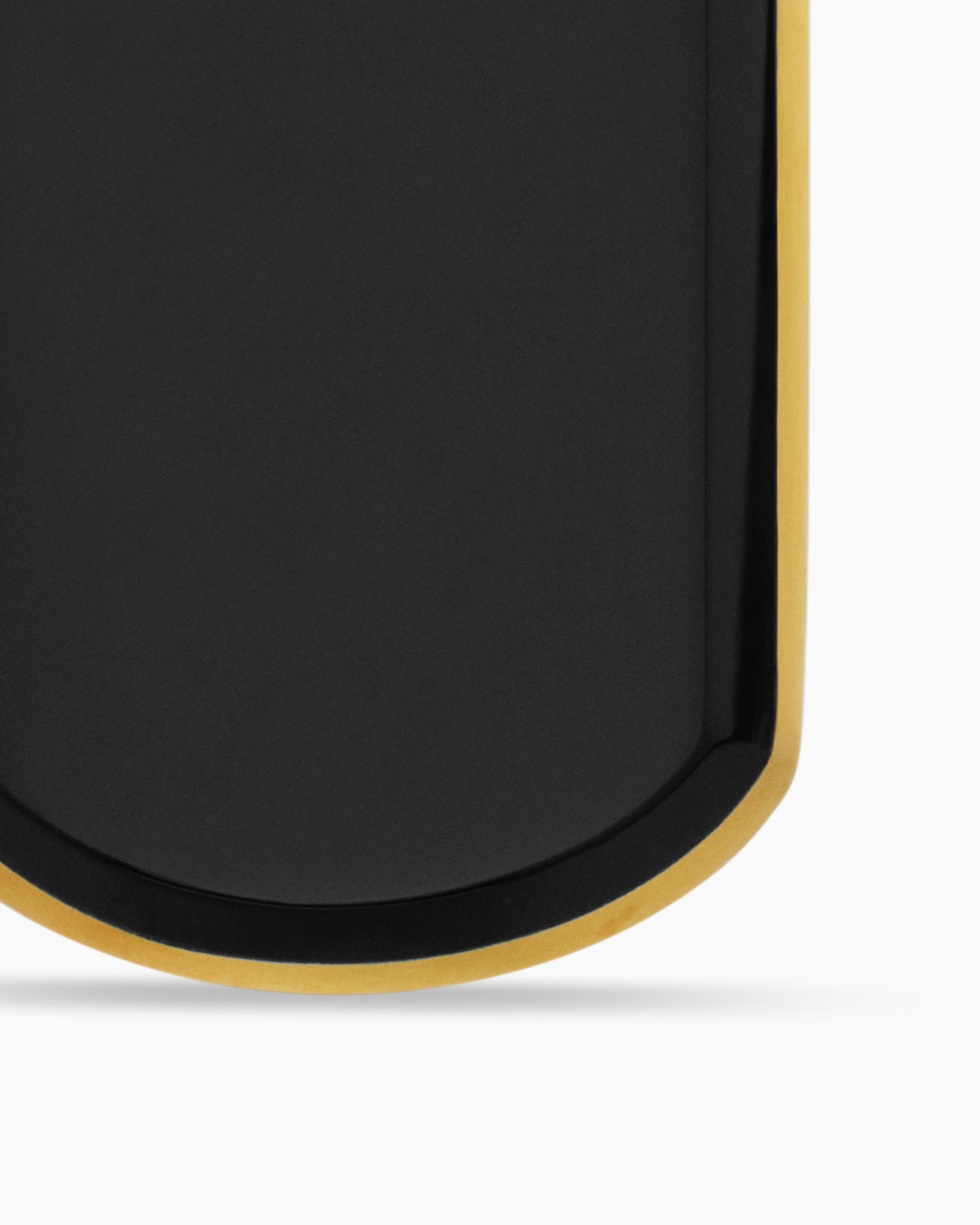 Chevron Tag in 18K Yellow Gold with Black Onyx, 27mm - Image 5