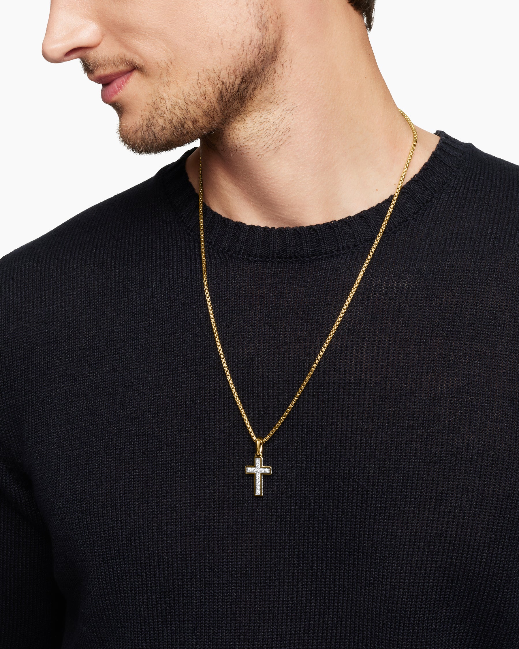 Pavé Cross Pendant in 18K Yellow Gold with Diamonds, 23mm - Image 7