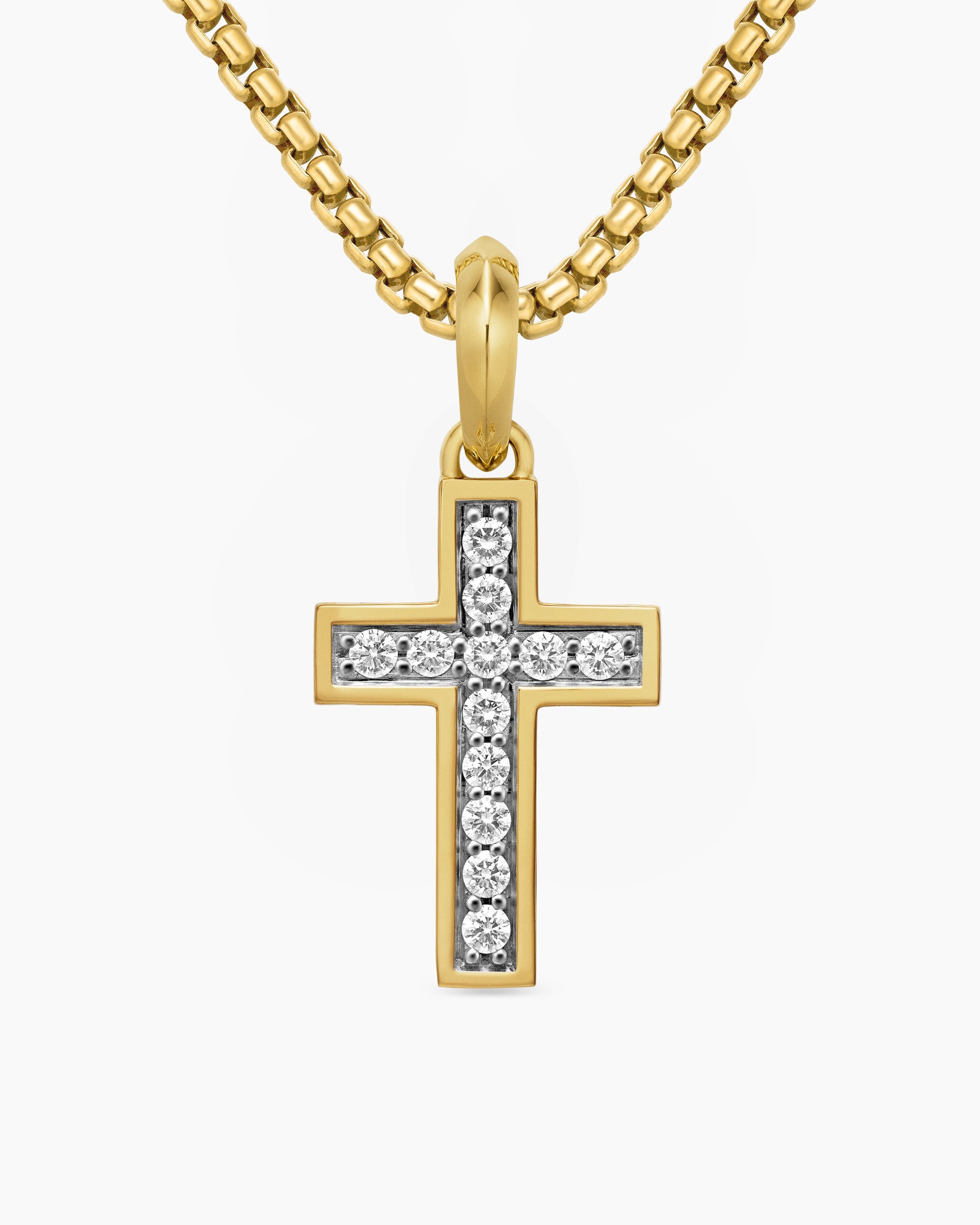 Pavé Cross Pendant in 18K Yellow Gold with Diamonds, 23mm