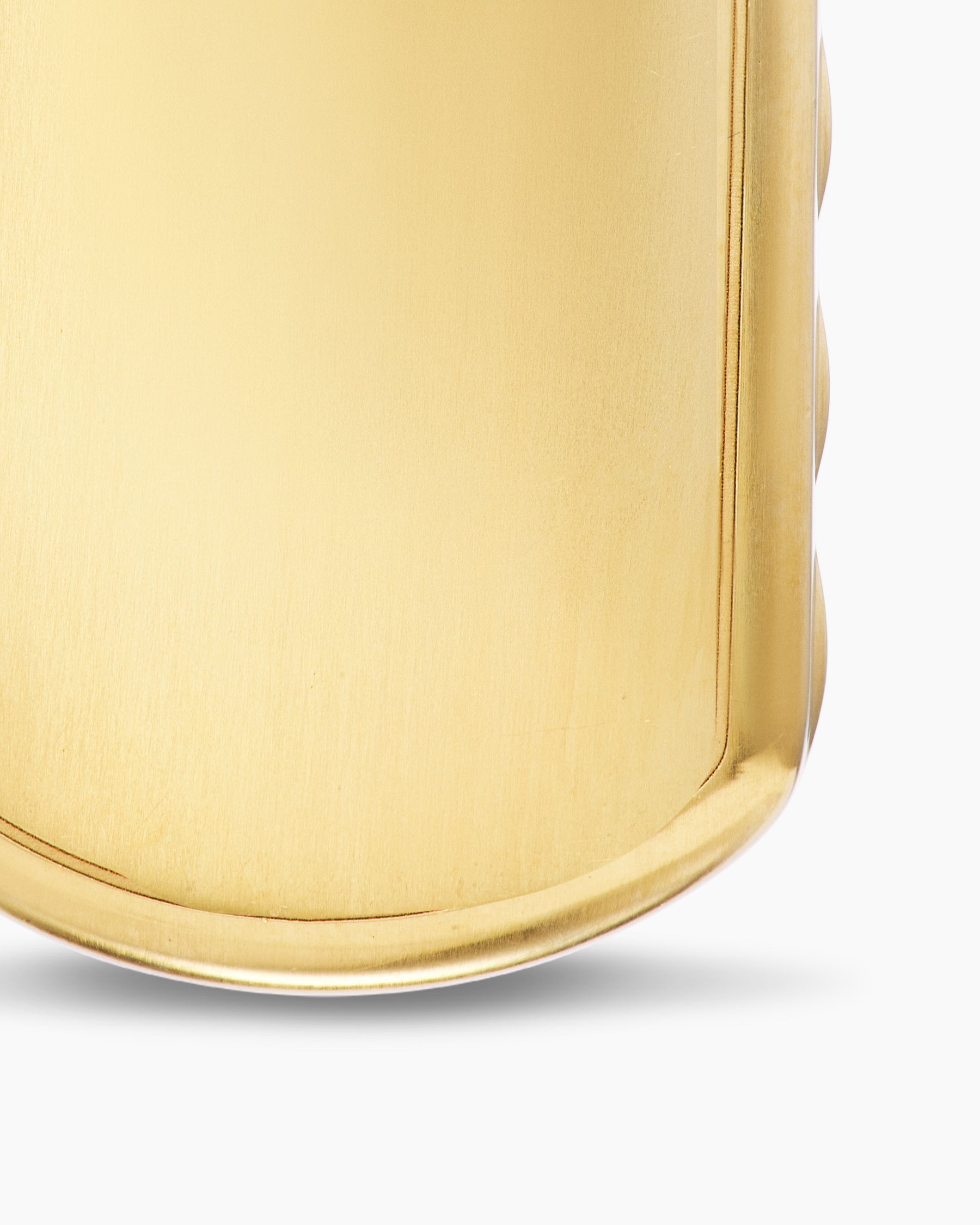 Sculpted Cable Tag in 18K Yellow Gold with Diamonds, 35mm - Image 6