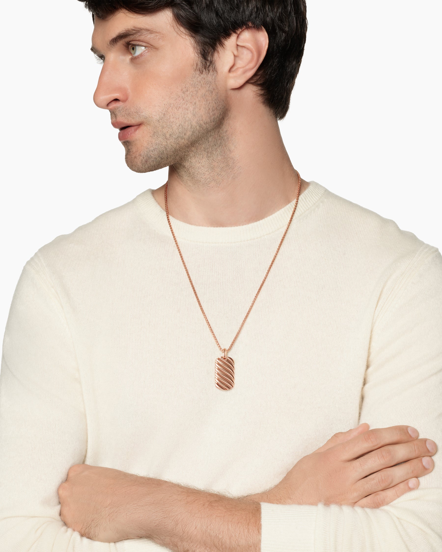 Alternative view of Sculpted Cable Tag in 18K Rose Gold, 35mm