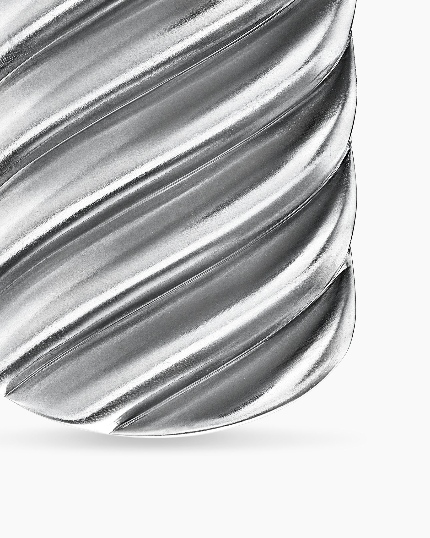 Sculpted Cable Tag in 18K White Gold, 35mm - Image 5