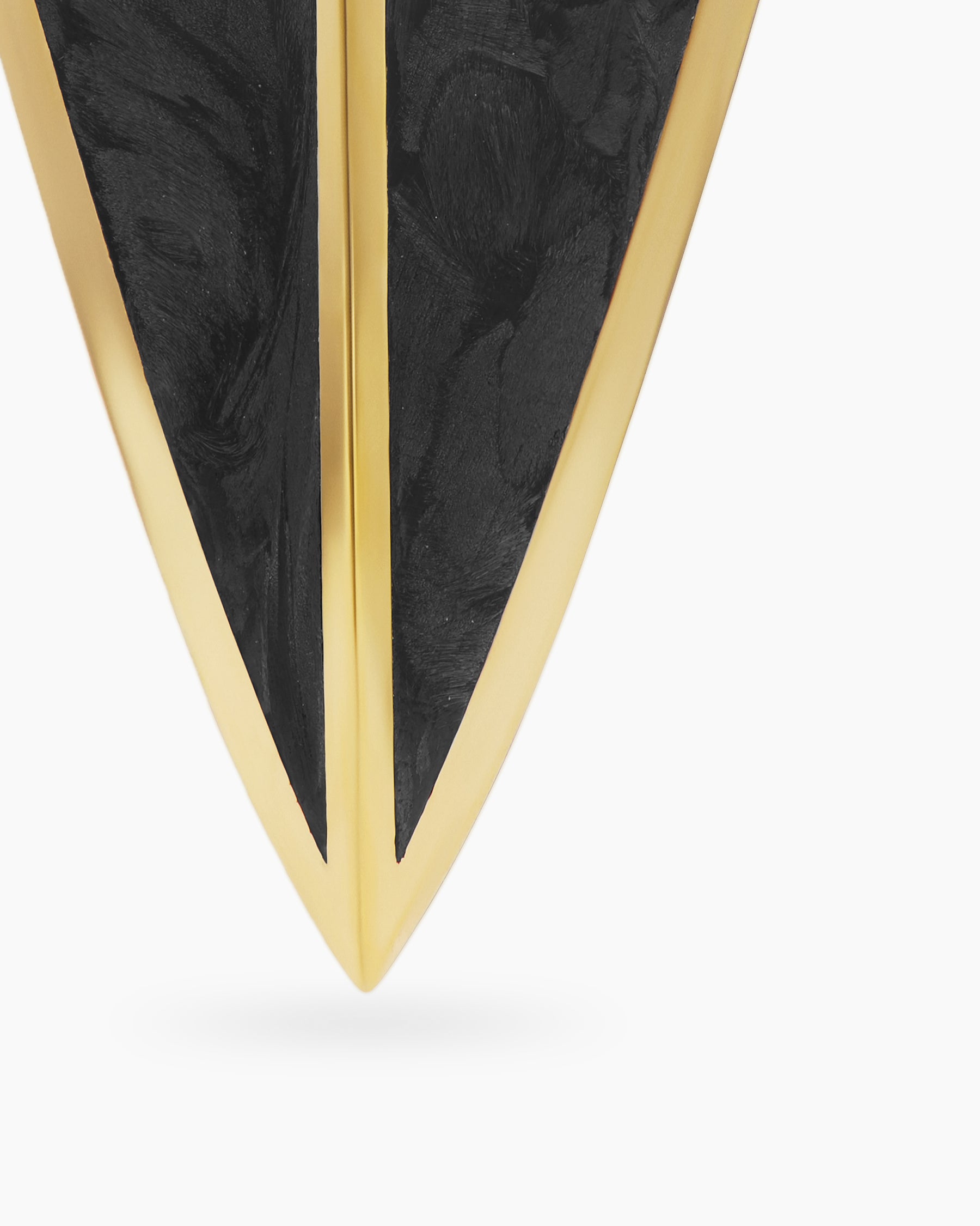 Spearpoint Amulet in 18K Yellow Gold with Forged Carbon, 27mm - Image 5