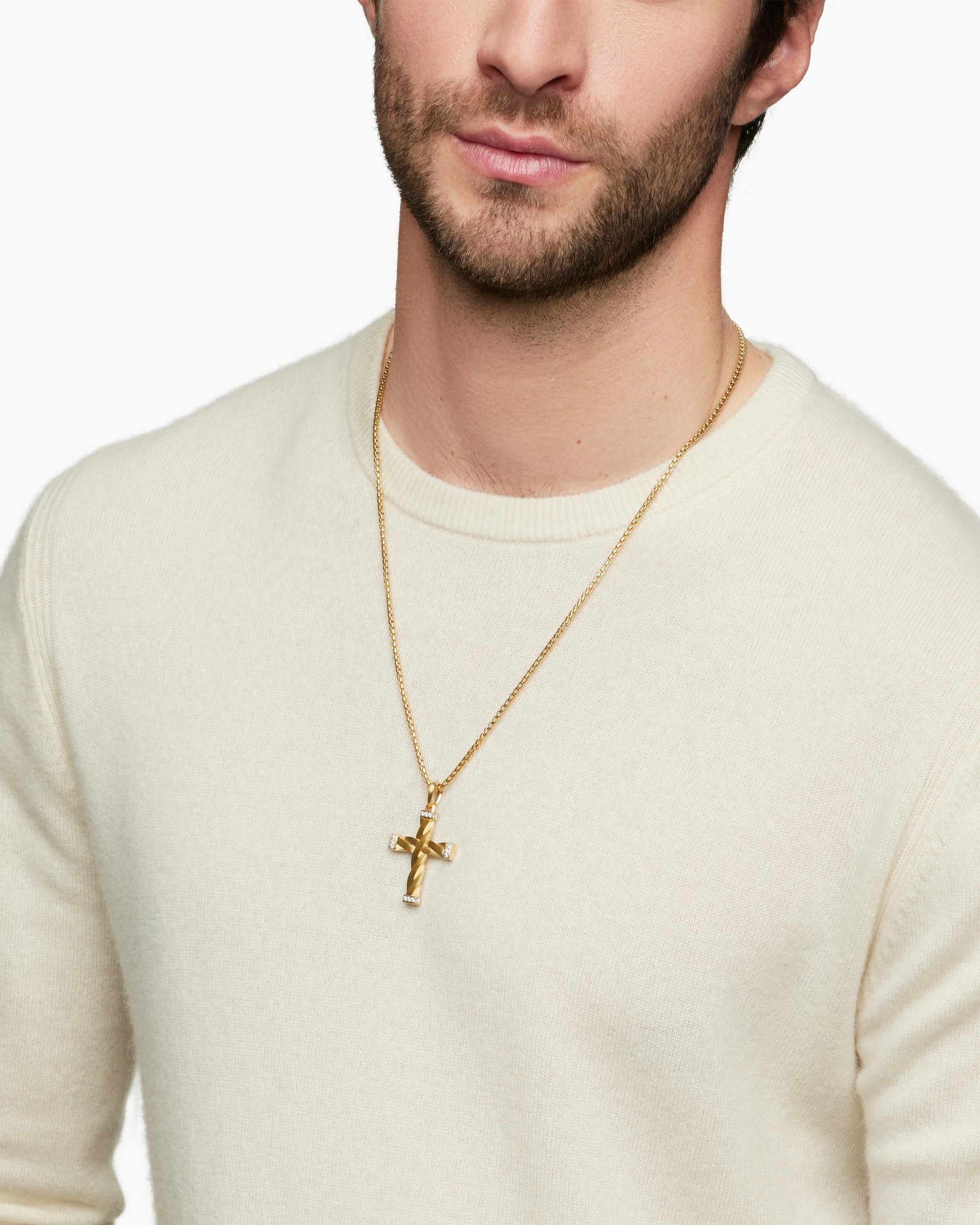 Alternative view of DY Helios Cross Pendant in 18K Yellow Gold with Diamonds, 36mm
