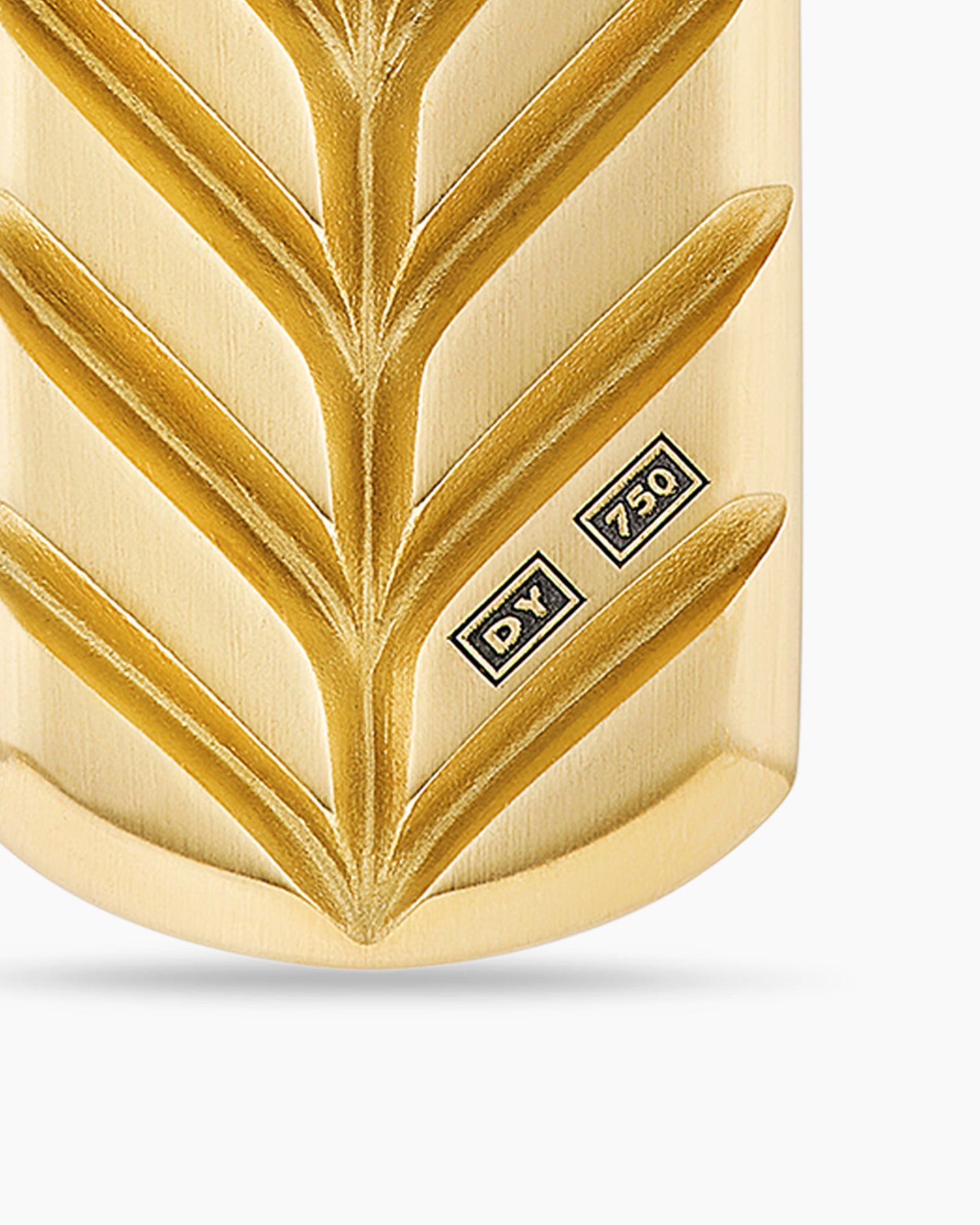 Chevron Tag in 18K Yellow Gold, 21mm - Image 6