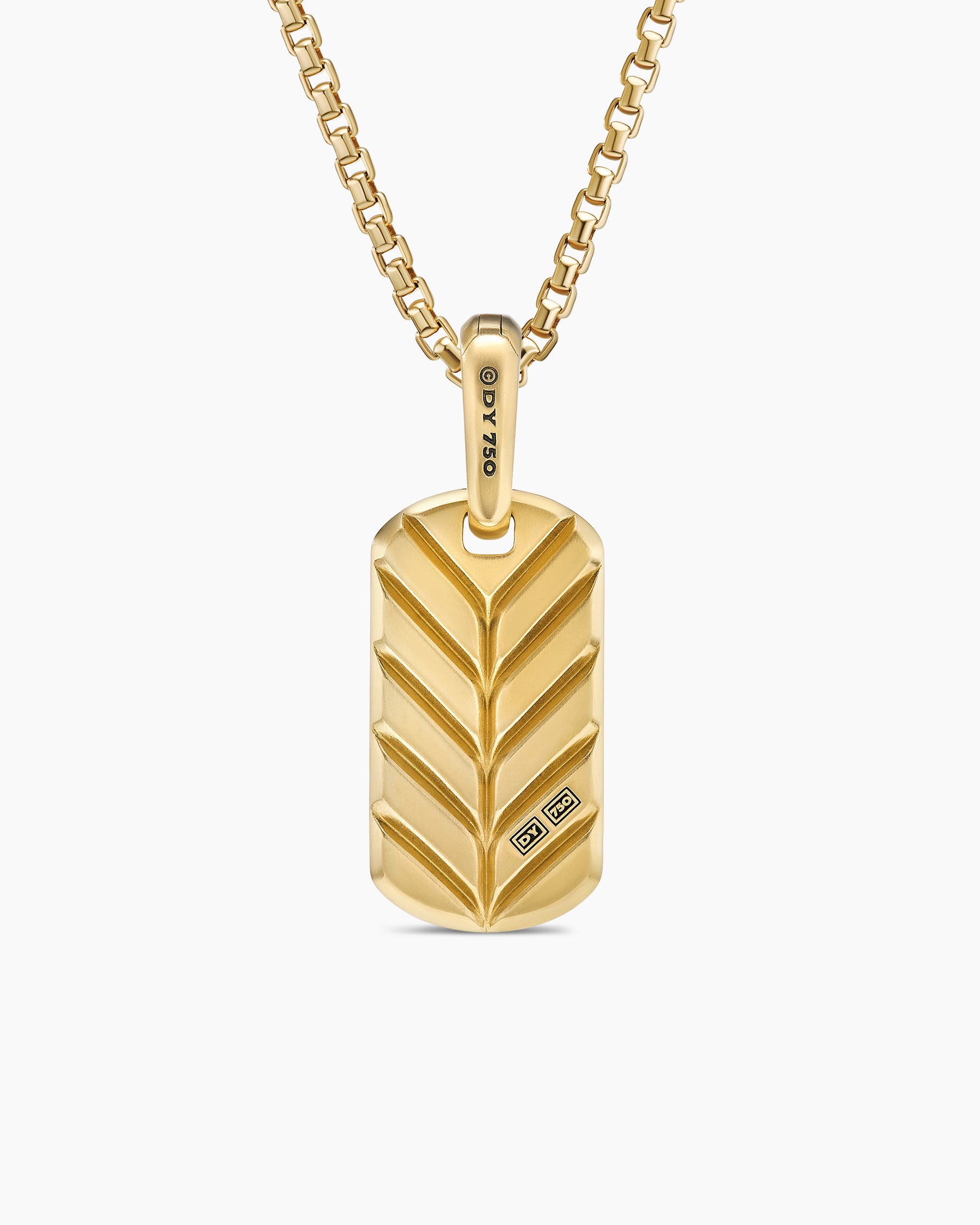 Chevron Tag in 18K Yellow Gold with Black Onyx, 21mm - Image 4