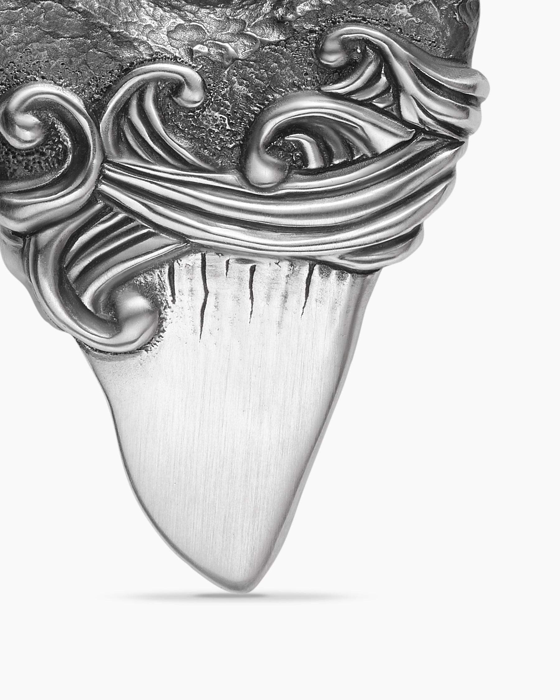 Waves Shark Tooth Amulet in Sterling Silver with 18K Yellow Gold, 25mm - Image 6