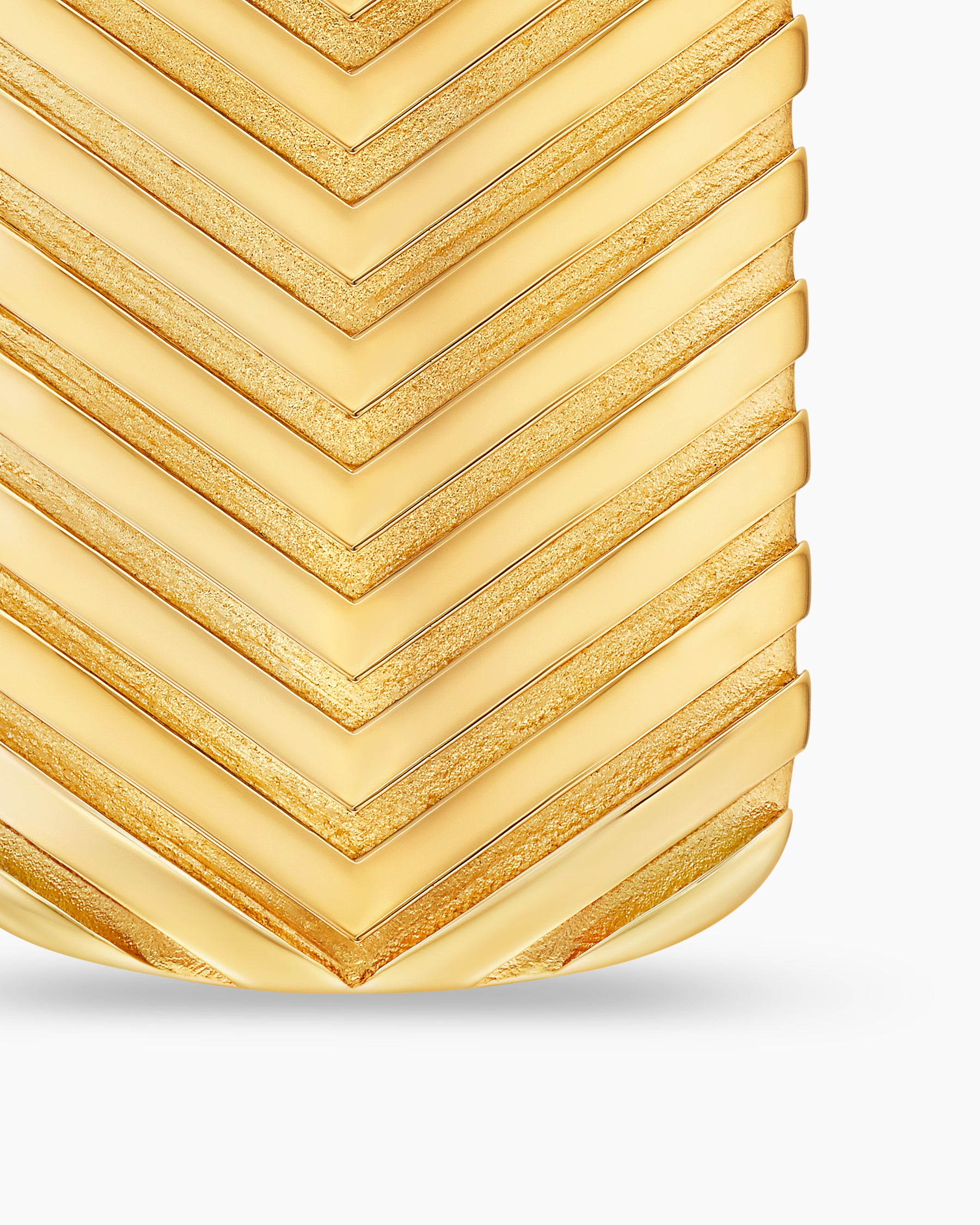 Chevron Tag in 18K Yellow Gold, 27mm - Image 5