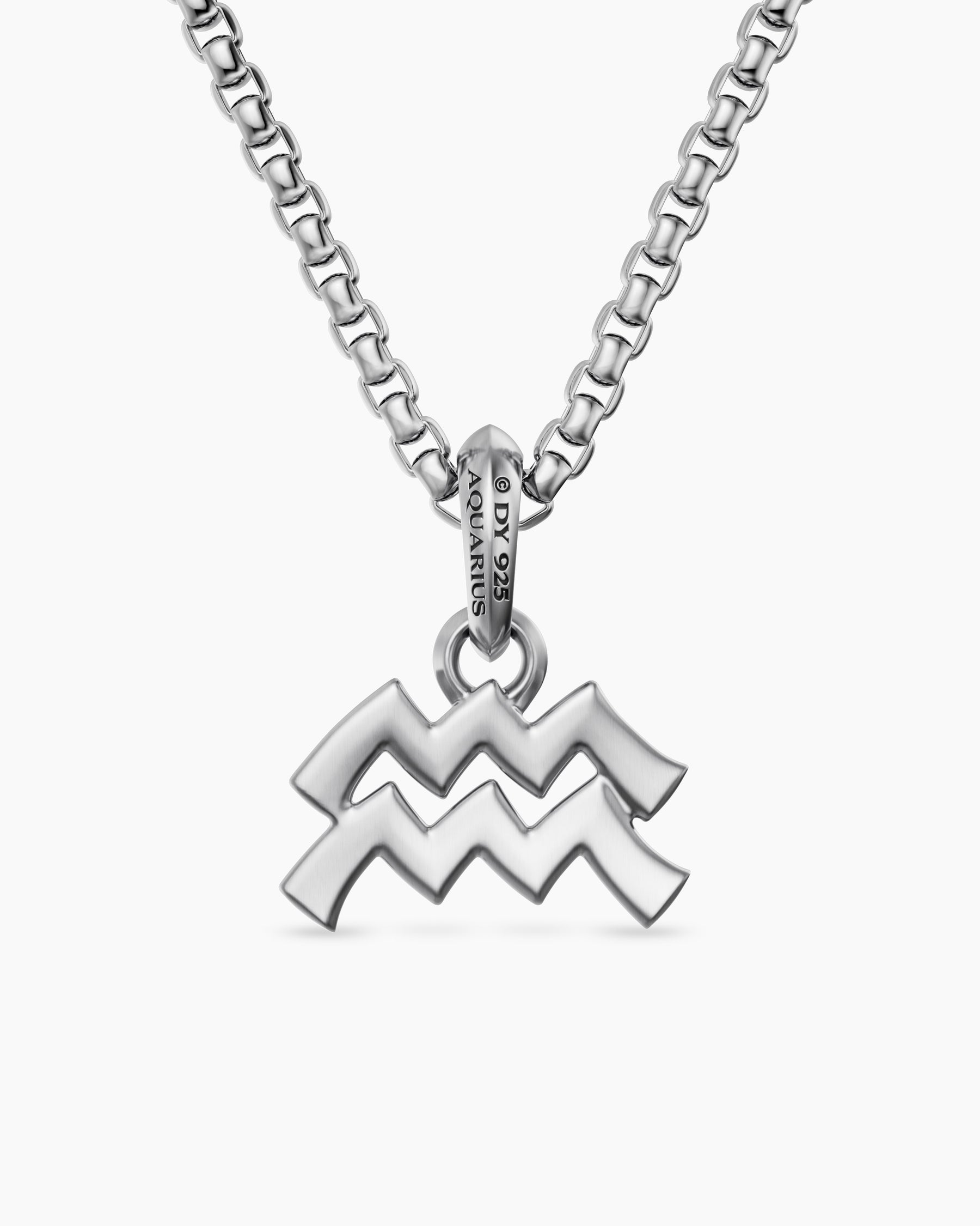 Aquarius Amulet in Sterling Silver, 15.4mm - Image 4