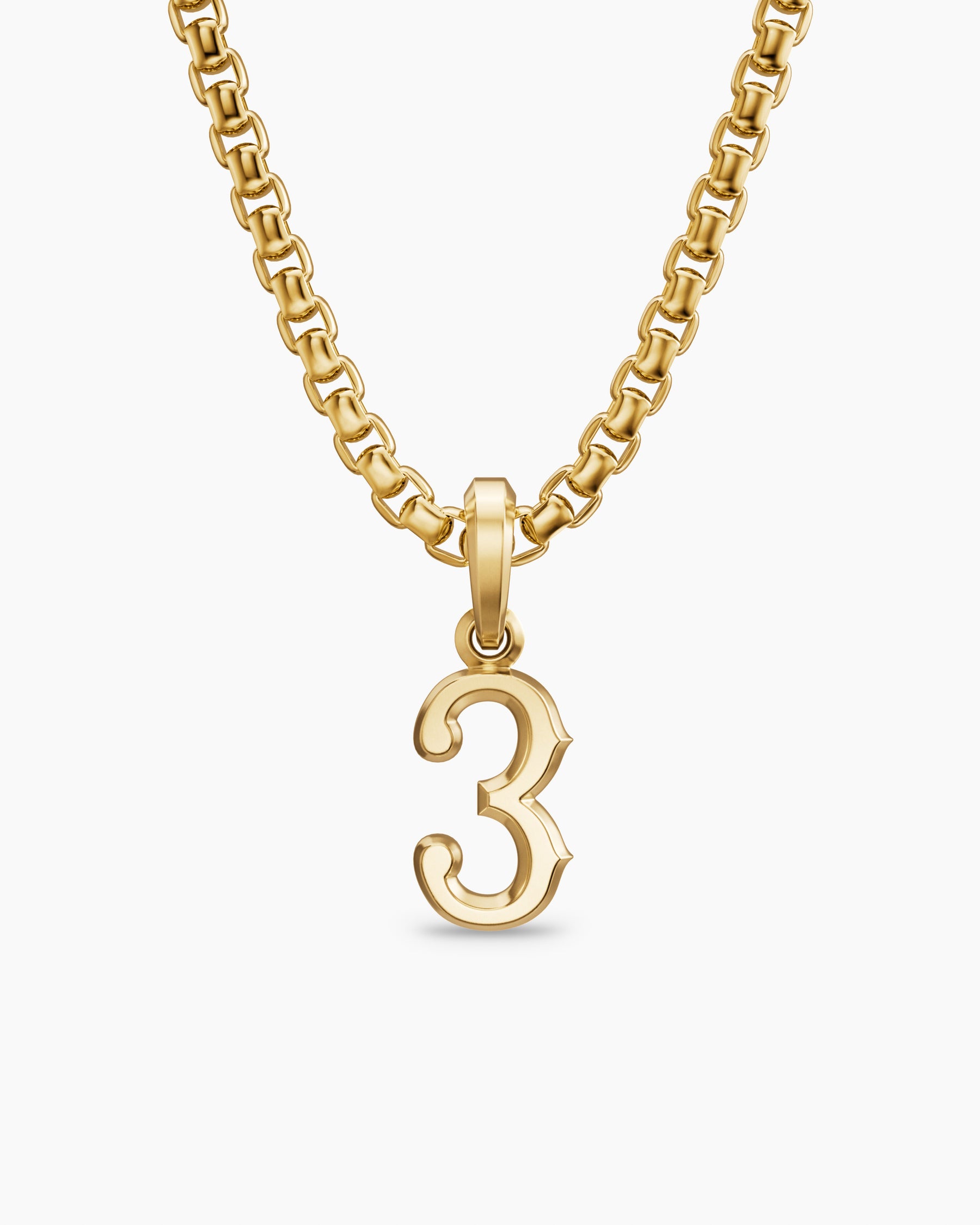 Number Three Amulet in 18K Yellow Gold, 14.8mm