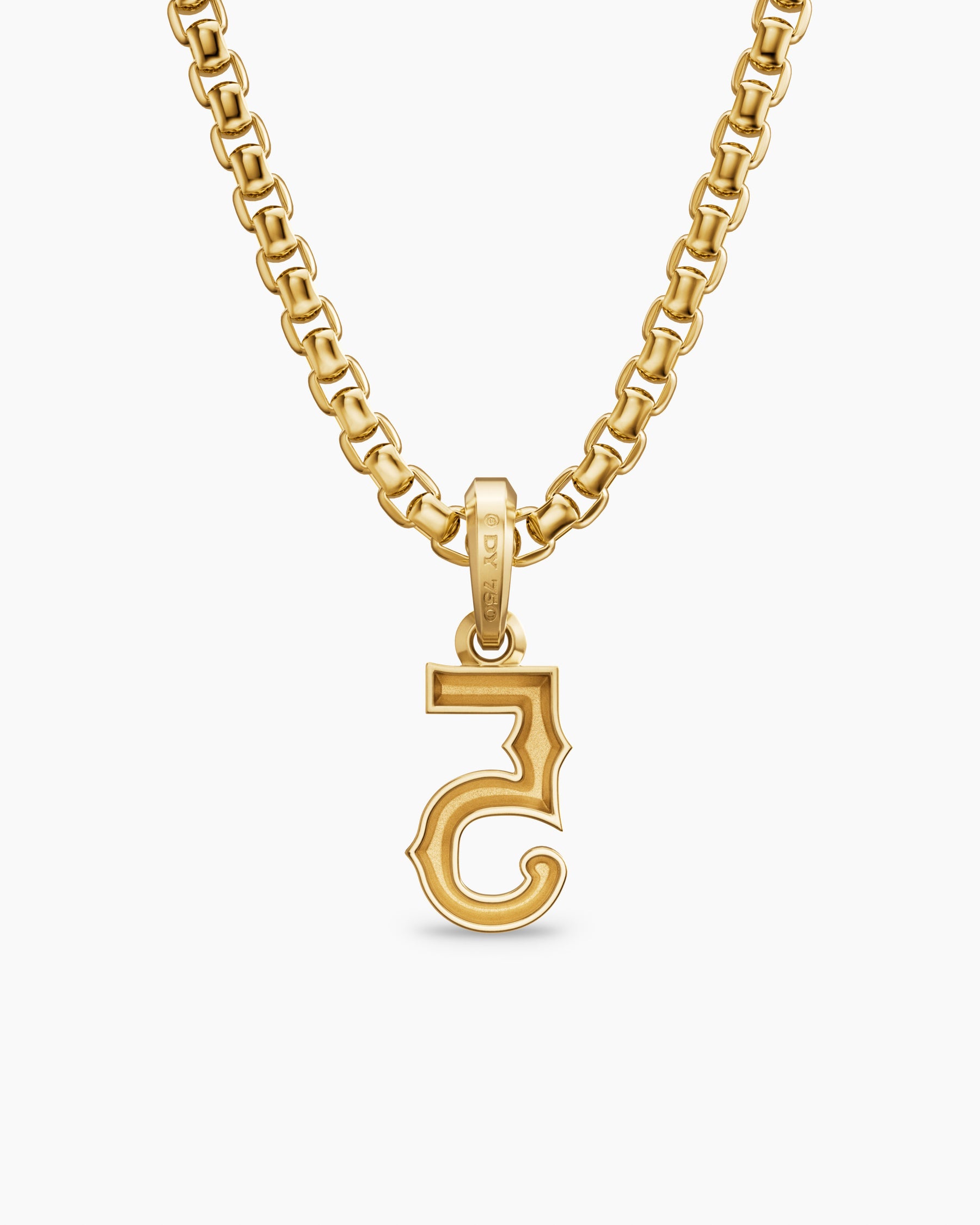 Number Five Amulet in 18K Yellow Gold, 14.8mm - Image 4