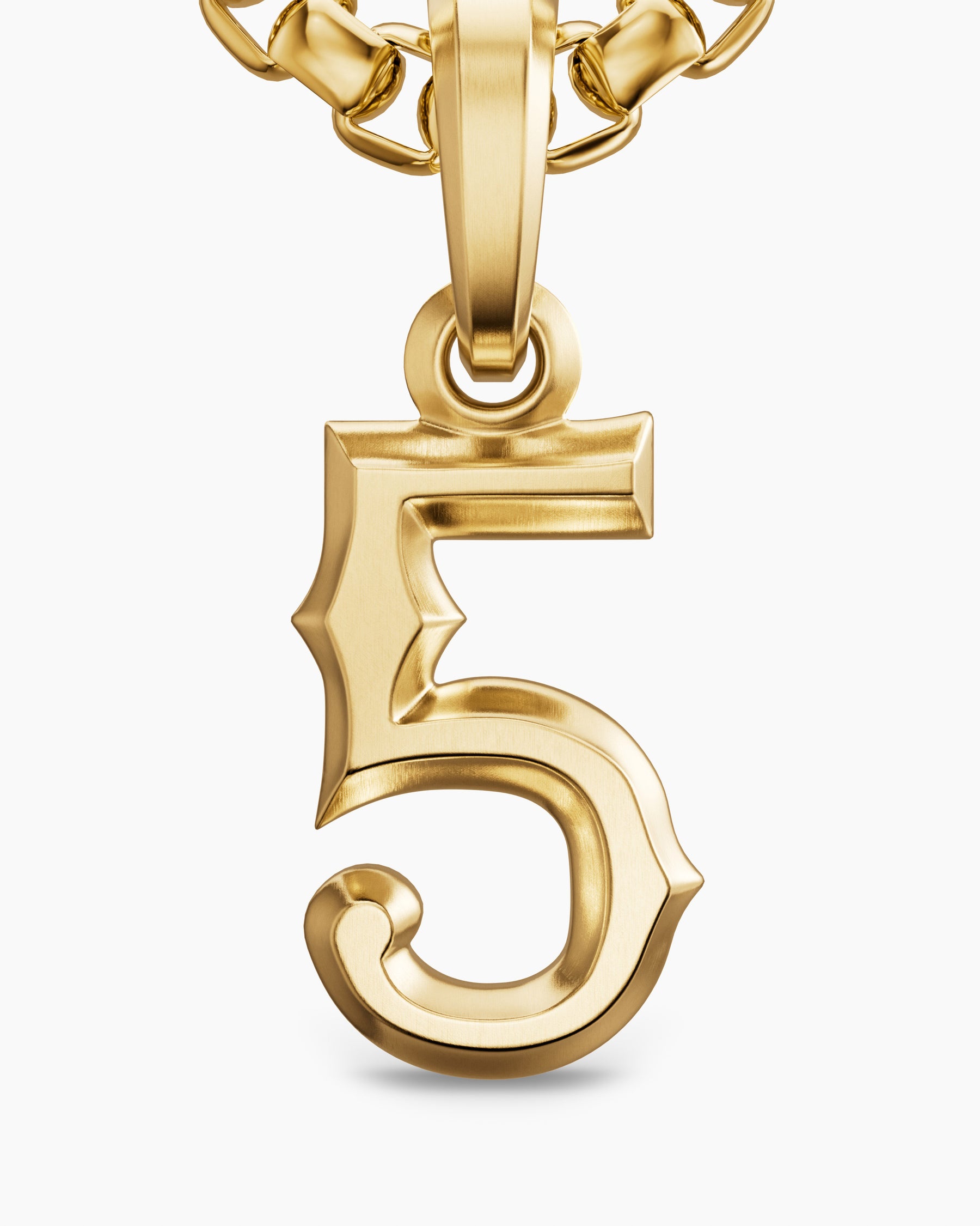 Number Five Amulet in 18K Yellow Gold, 14.8mm - Image 5
