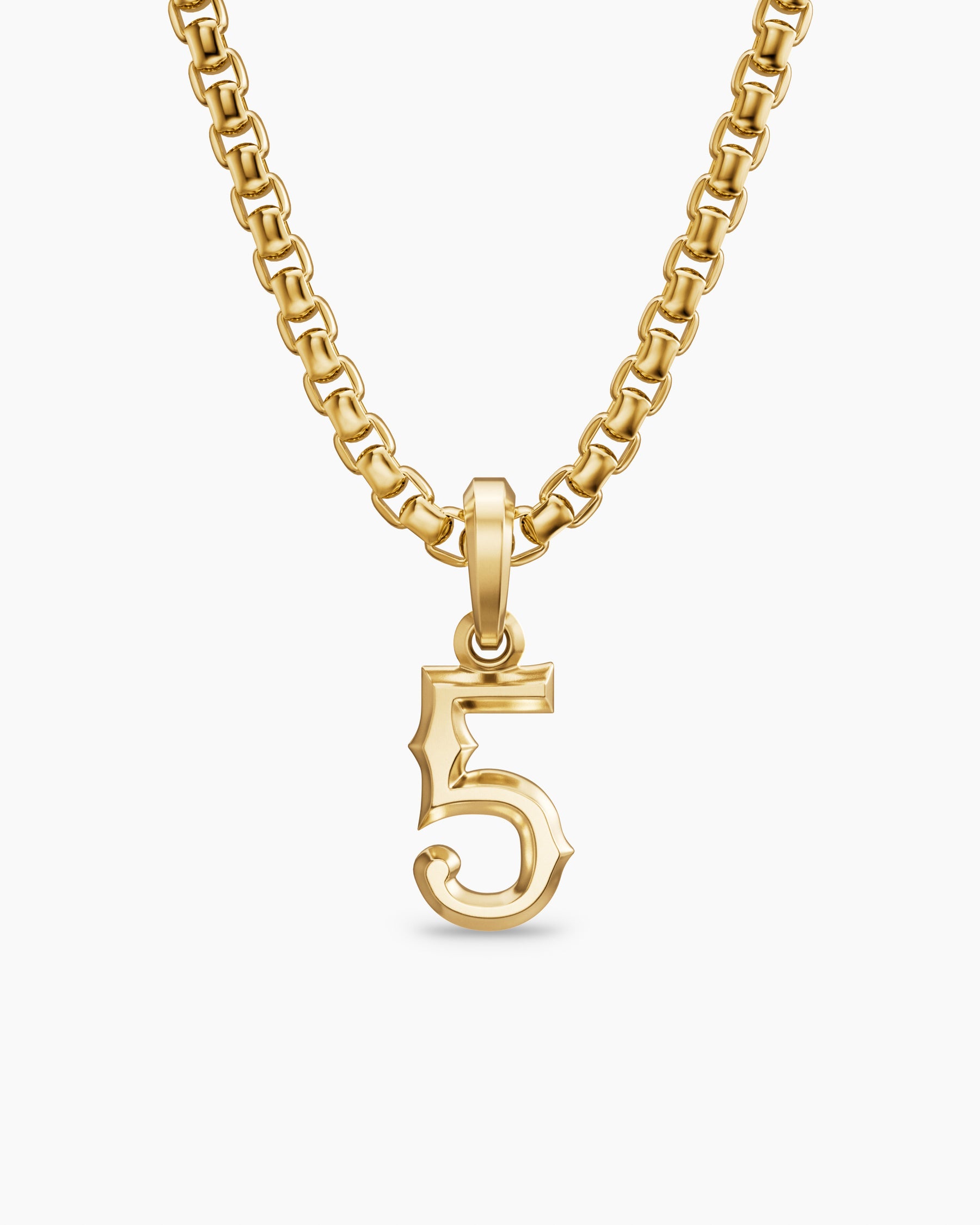 Number Five Amulet in 18K Yellow Gold, 14.8mm