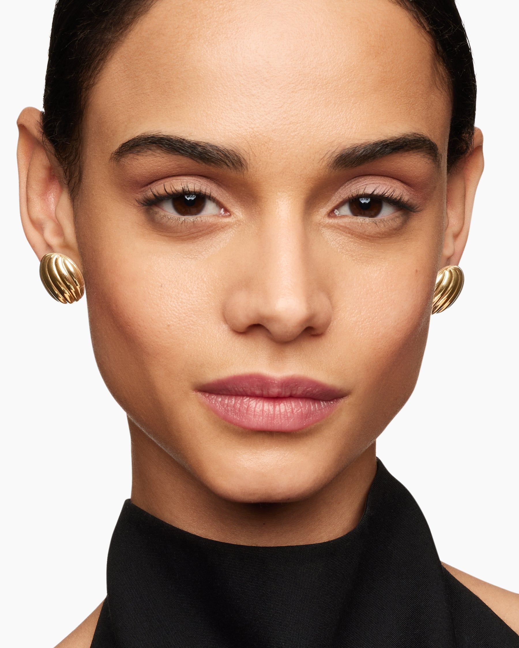 Alternative view of Sculpted Cable Stud Earrings in 18K Yellow Gold, 20mm