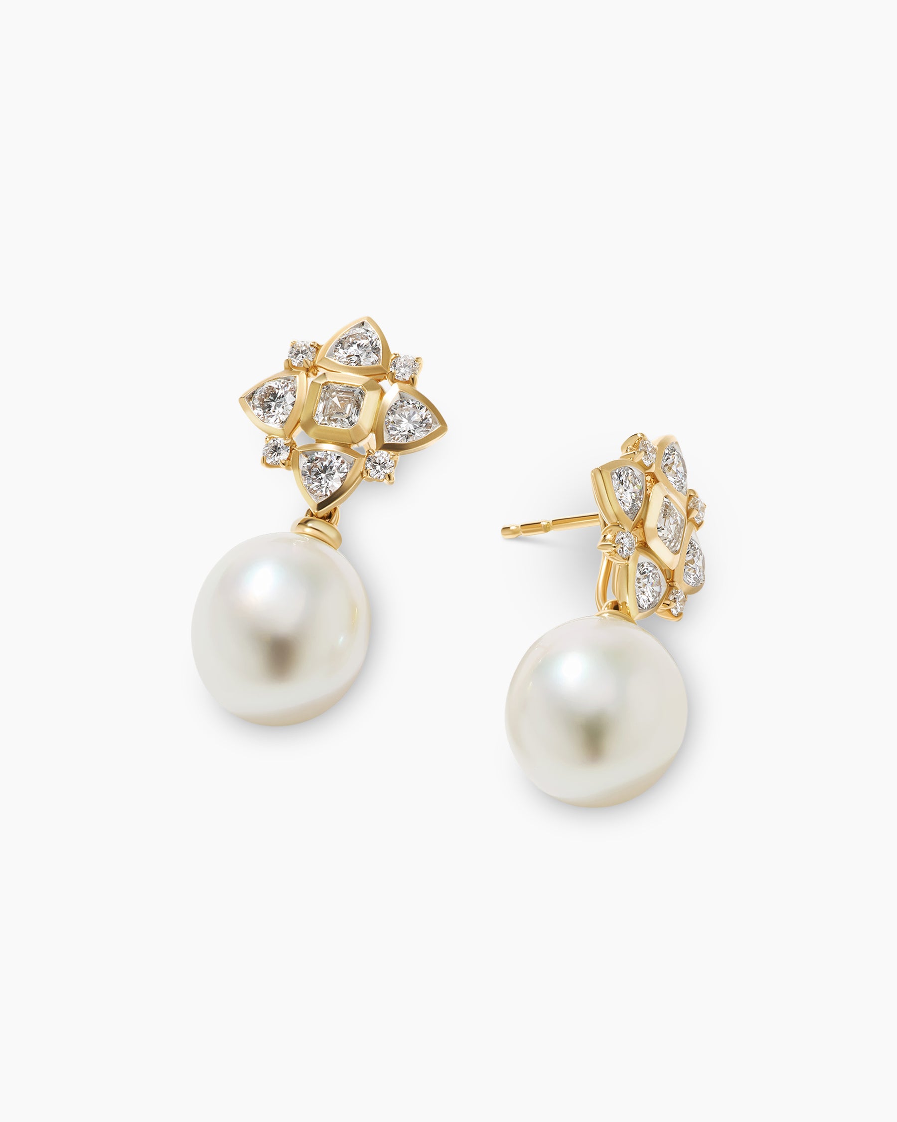 Renaissance Pearl Trillion Drop Earrings in 18K Yellow Gold with Pearls and Diamond, 26mm - Image 3