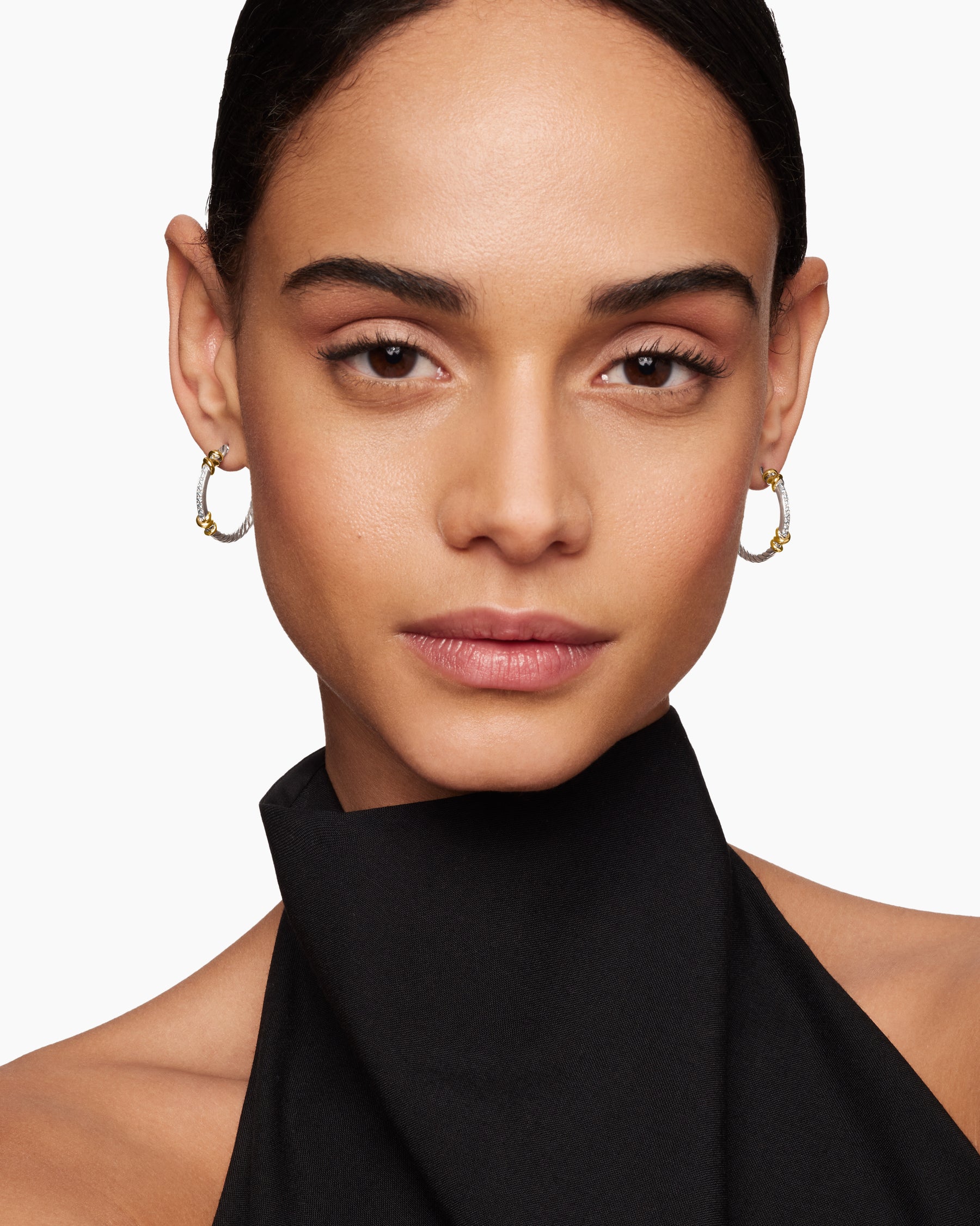 Alternative view of Petite Helena Wrap Hoop Earrings in Sterling Silver with 18K Yellow Gold and Diamonds, 1in