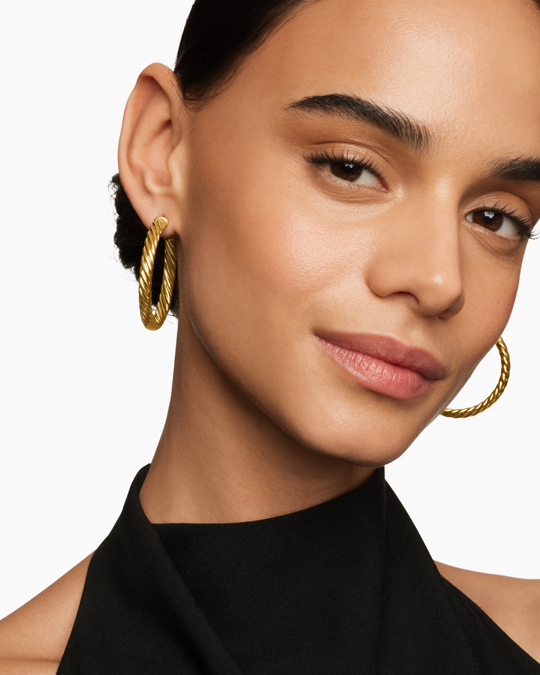 Sculpted Cable Hoop Earrings in 18K Yellow Gold, 1.75in - Image 6
