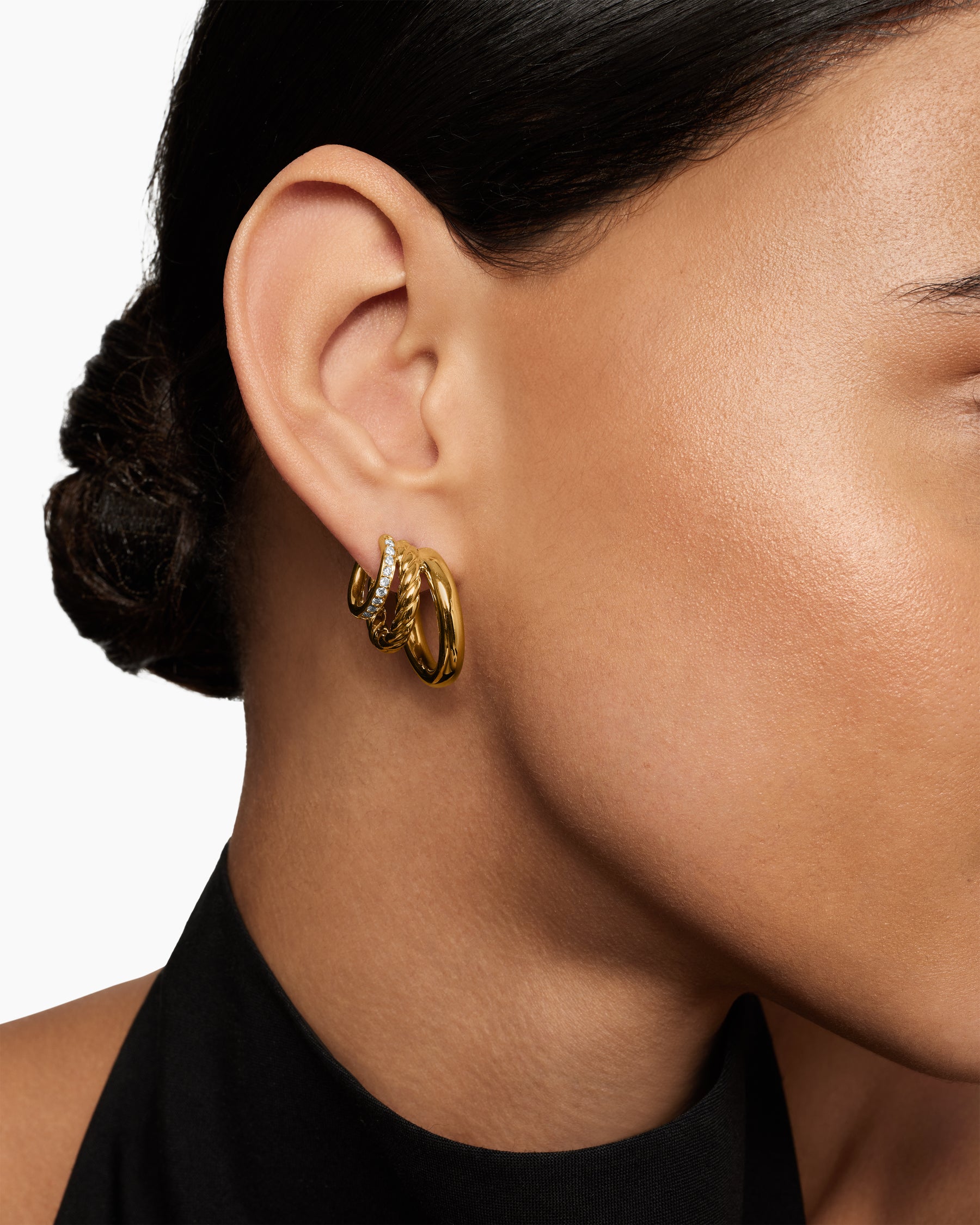 DY Mercer Three Row Hoop Earrings in 18K Yellow Gold with Diamonds, 21mm - Image 6