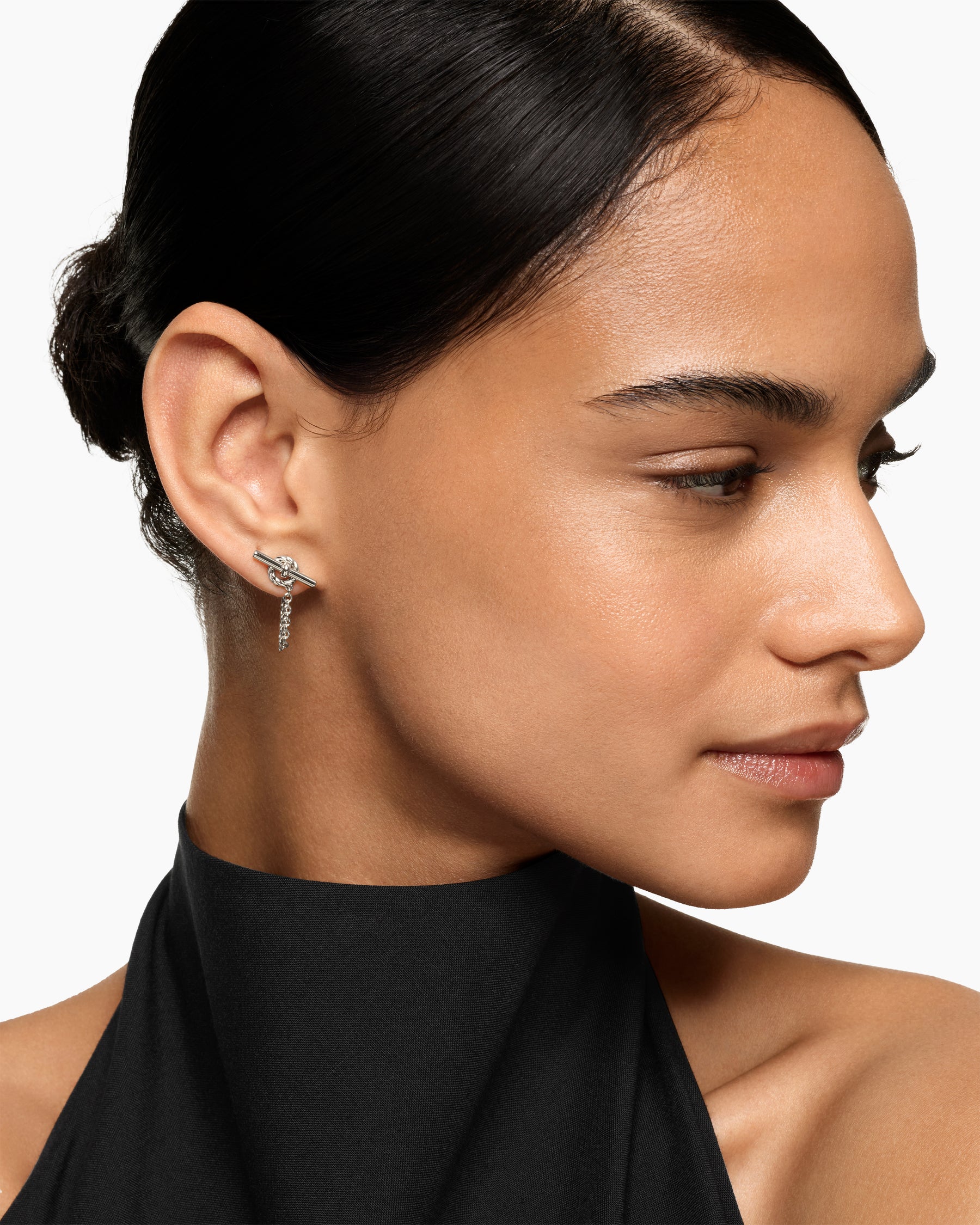 Alternative view of DY Mercer Petite Toggle Chain Stud Earrings in Sterling Silver, 38.2mm