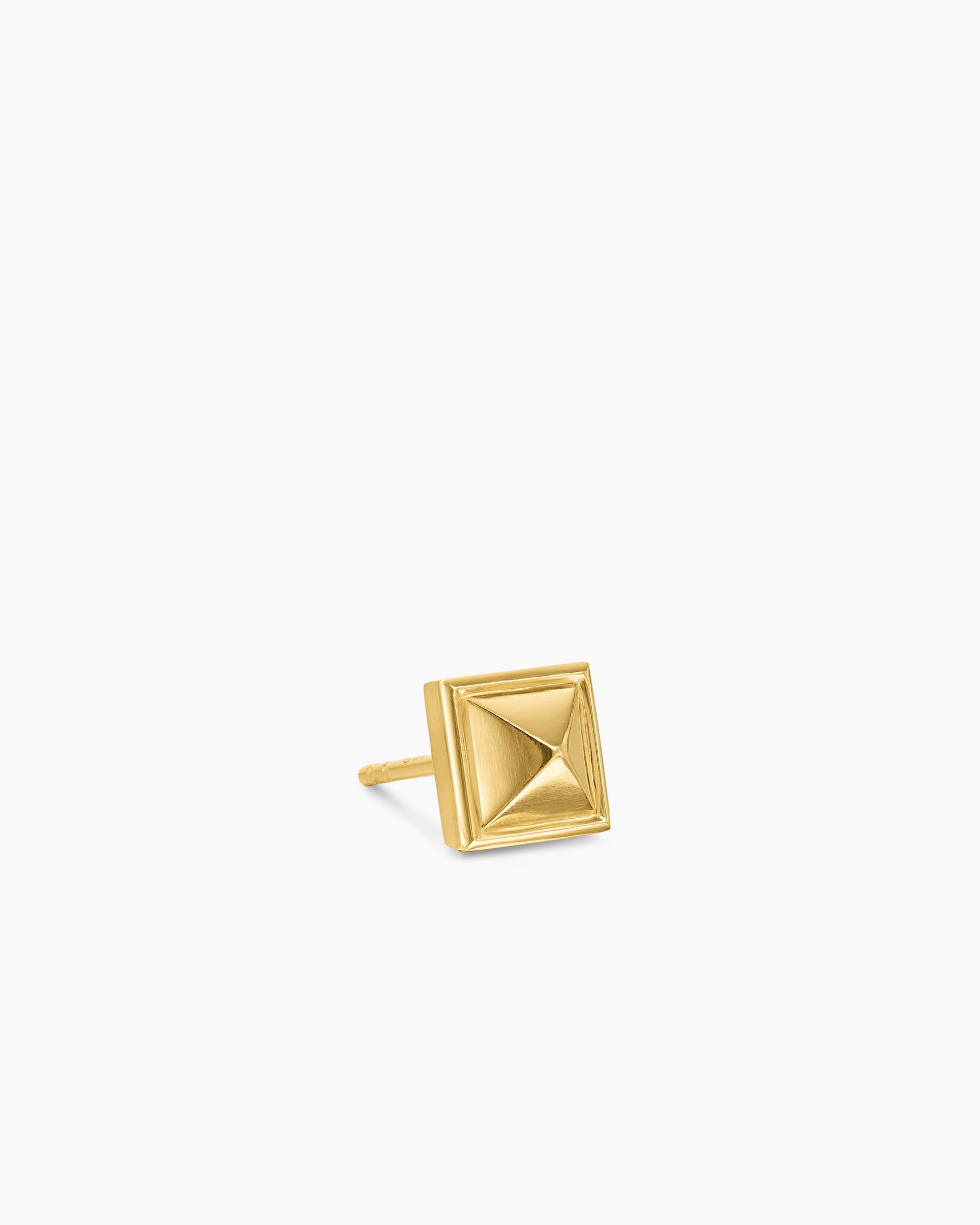 Pyramid Stud Earring in 18K Yellow Gold, 6.6mm