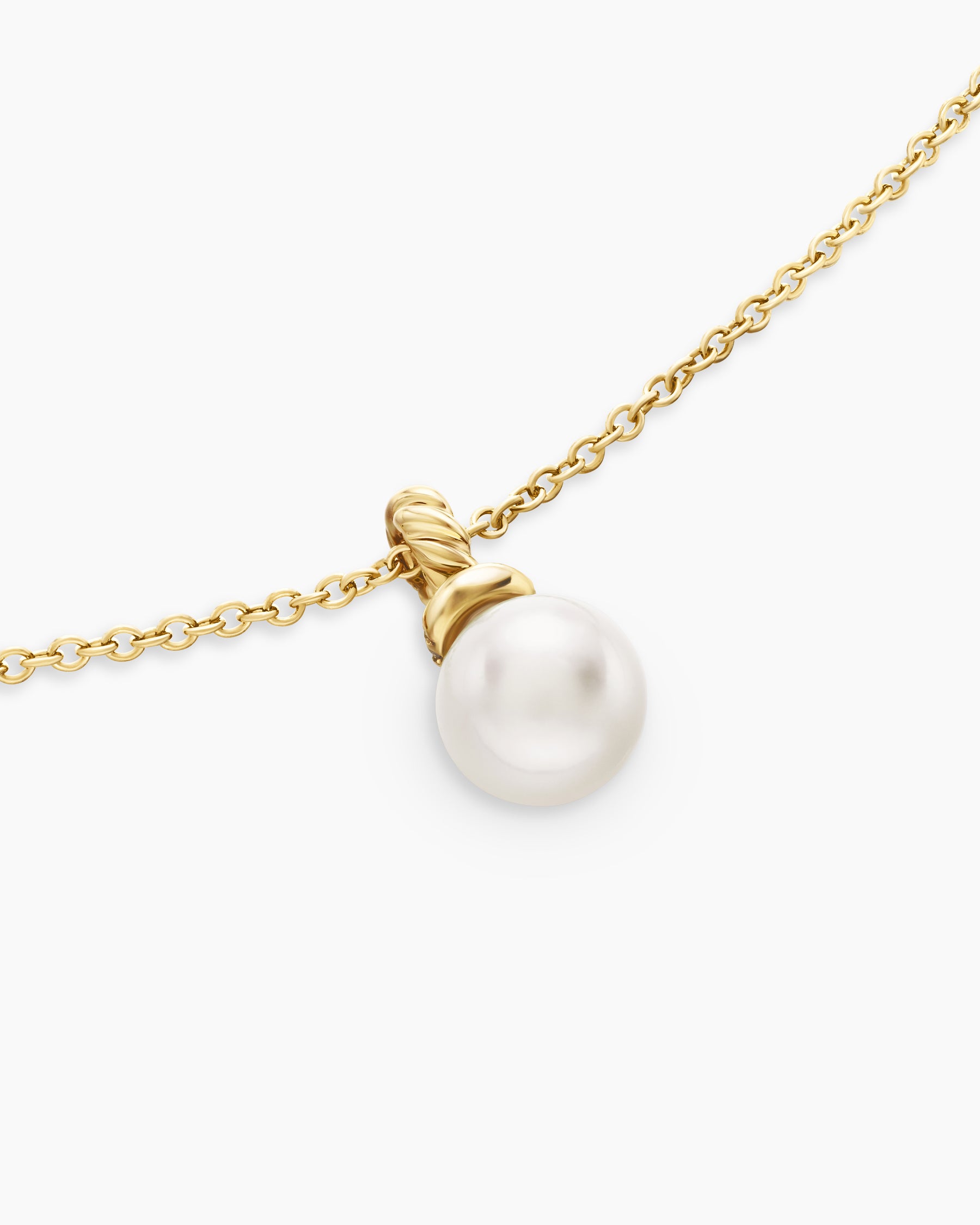Petite Solari Pendant Necklace in 18K Yellow Gold with Pearl and Diamonds, 6mm - Image 5
