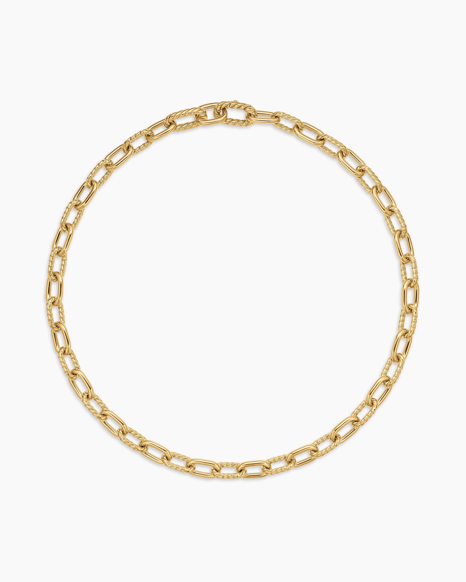 DY Madison Chain Necklace in 18K Yellow Gold, 8.5mm - Image 4