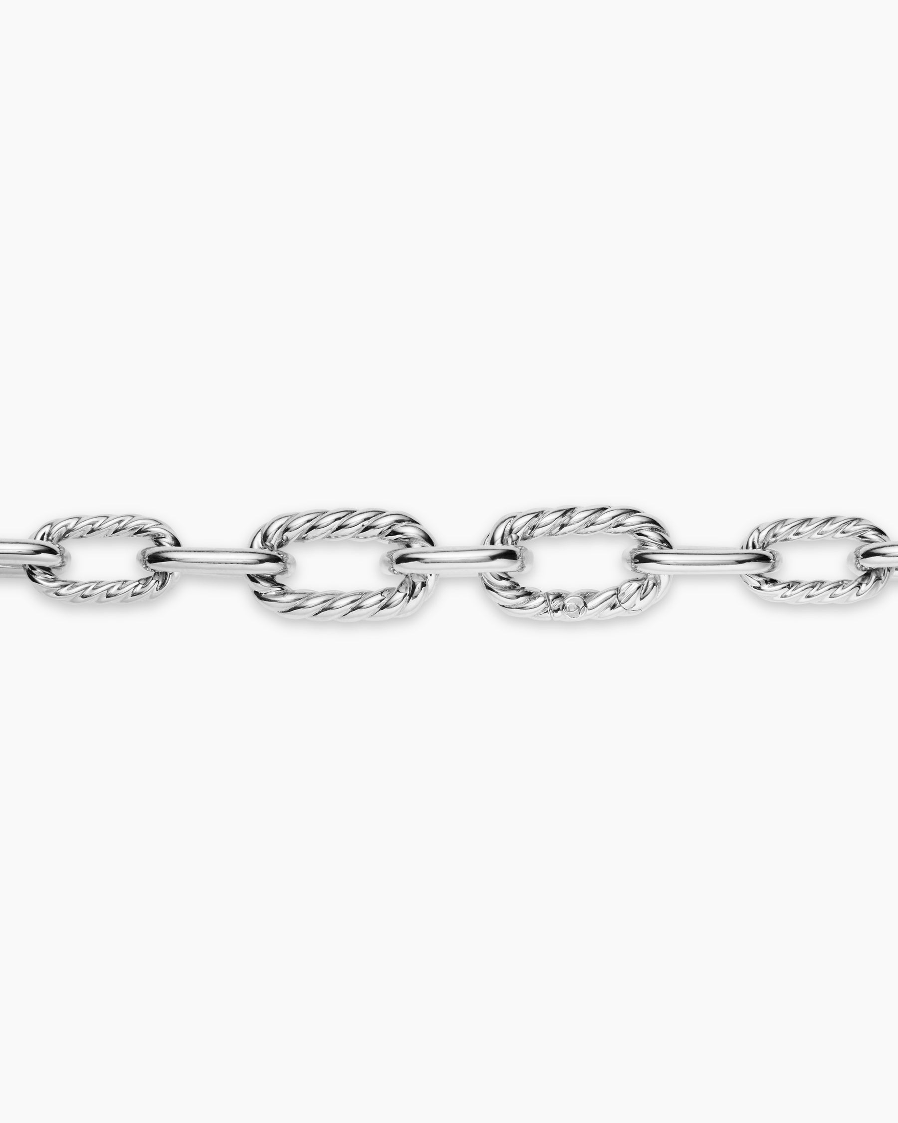 DY Madison Chain Necklace in Sterling Silver, 8.5mm - Image 5